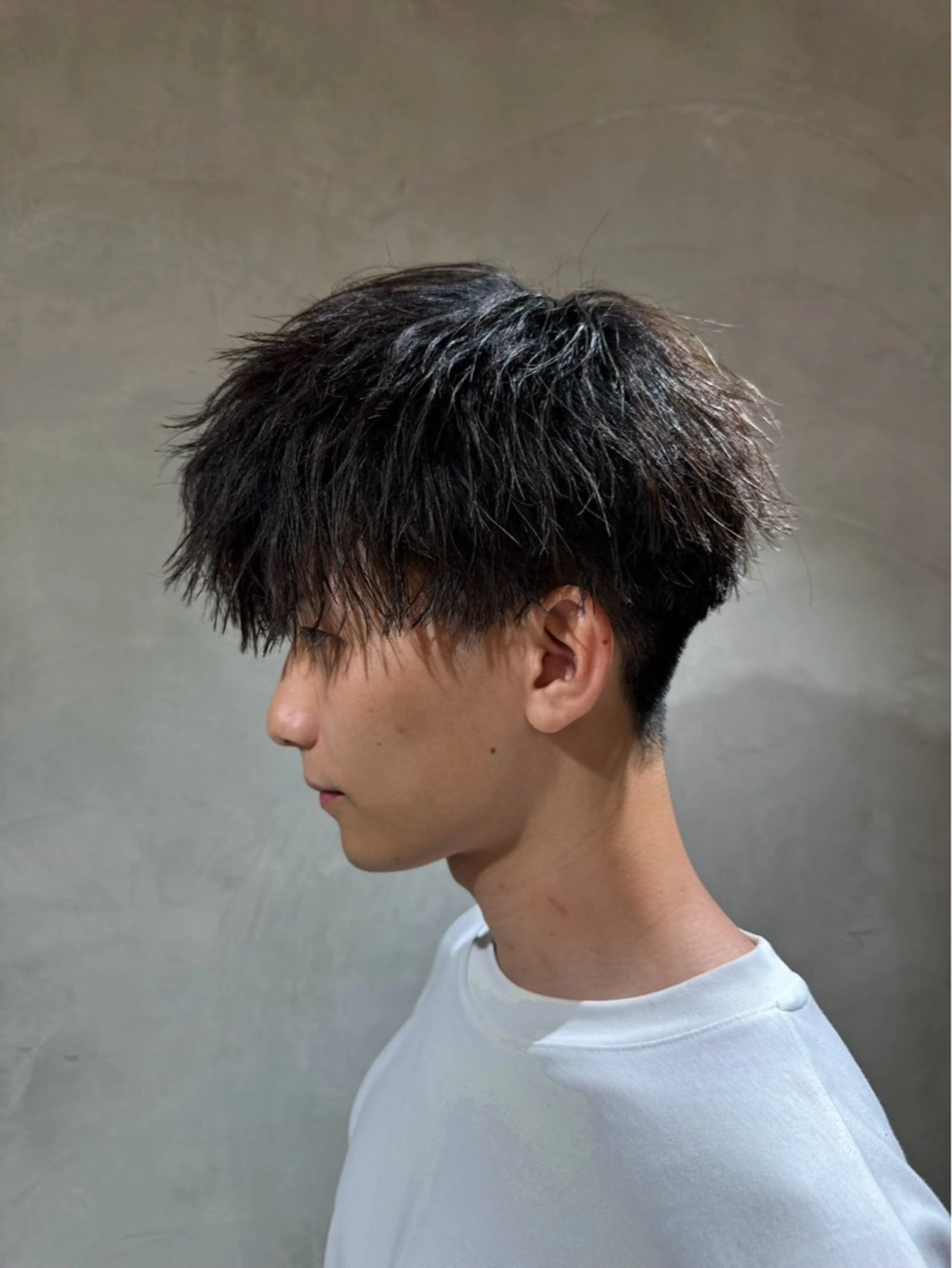 メンズ センターパート/ 暖色カラーayuのヘアスタイル