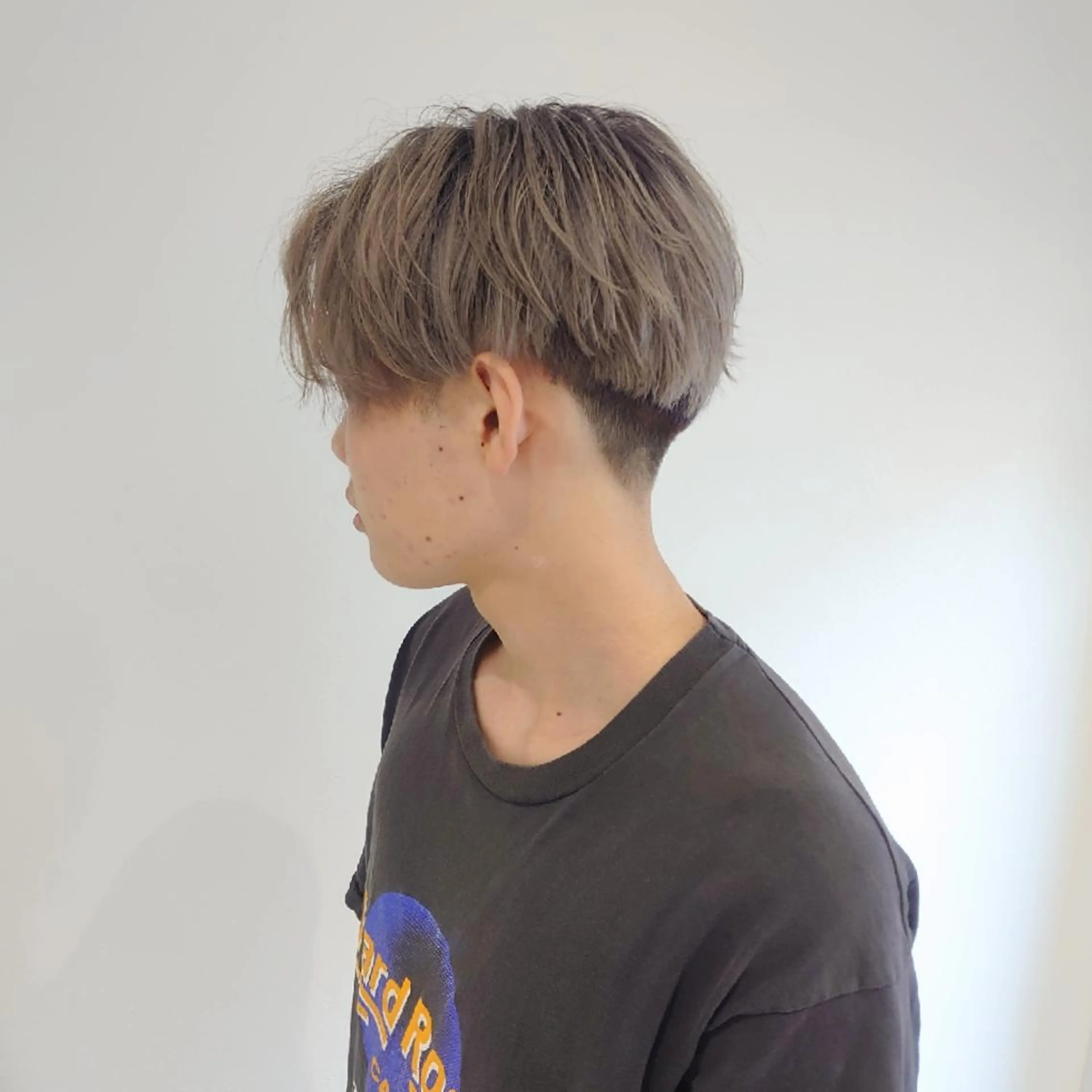 ショート カラー メンズ カット ヘアカラー E Komo hair所属・Wow❕E Komo hair 永井一輝のヘアスタイル