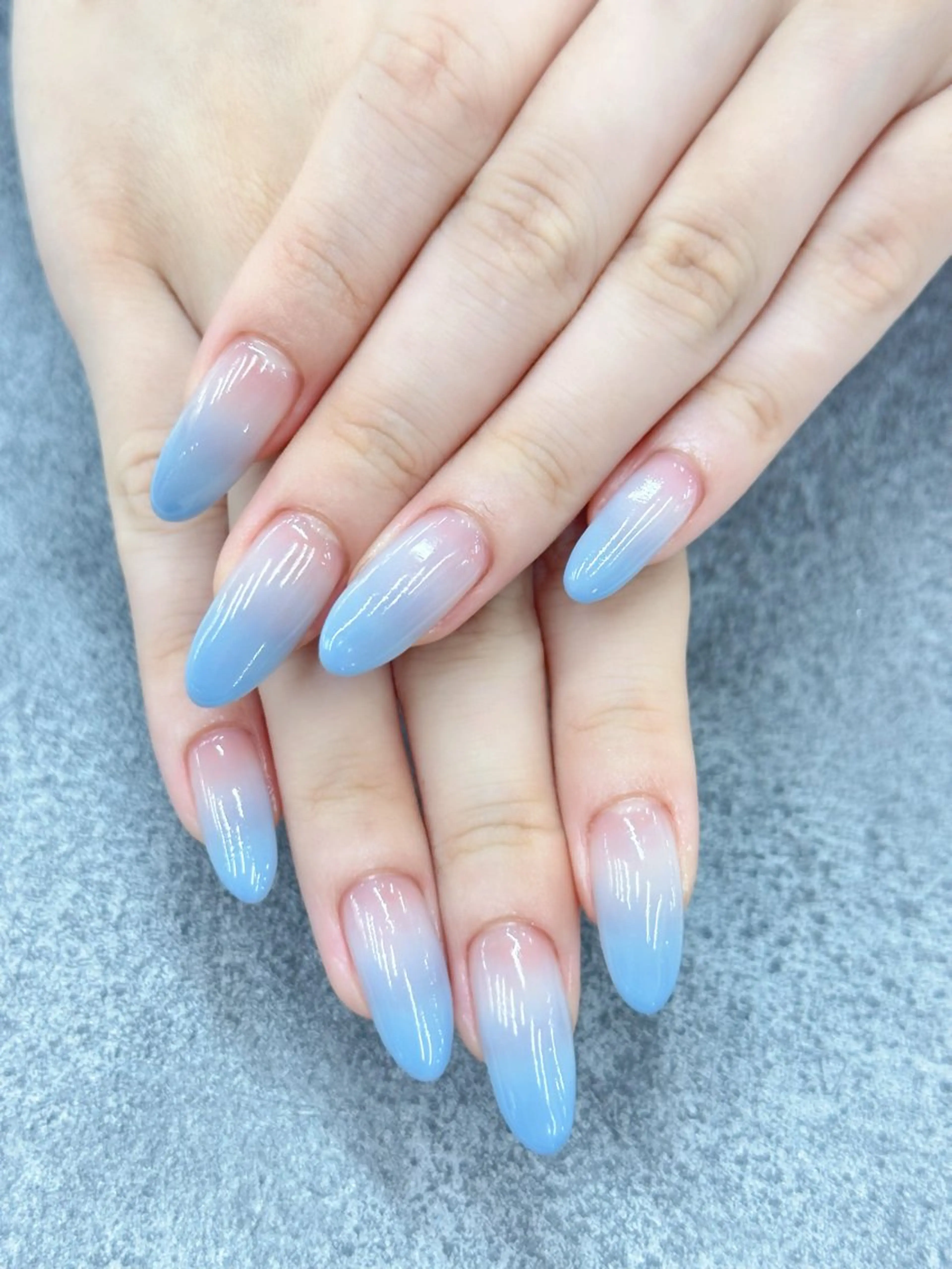 ネイル 水色 MAXKELLY MEGUMIのネイルデザイン