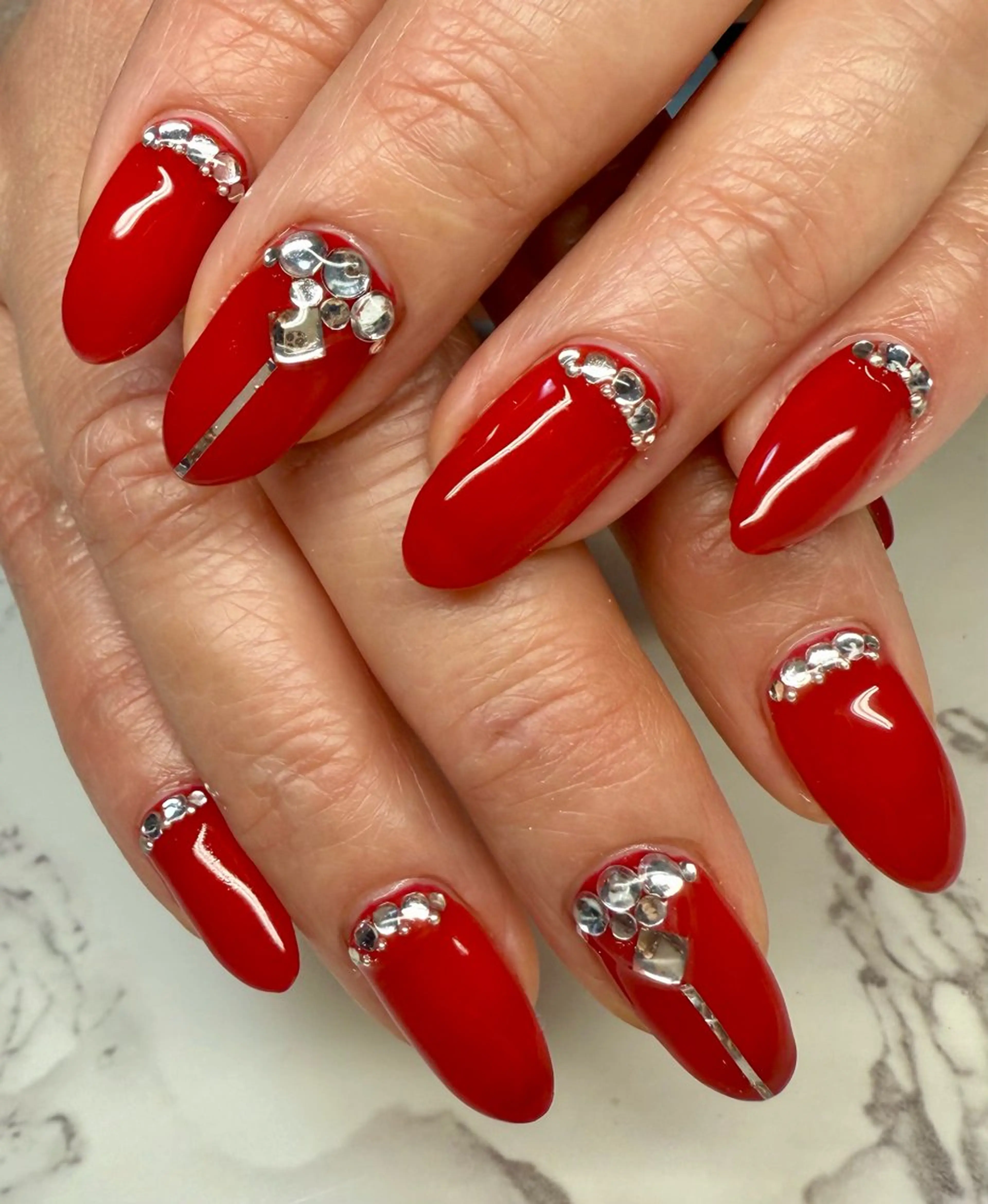 ネイル アートネイル チークネイル フレンチネイル キラキラネイル ラメ(グリッター) M.N_ nailのネイルデザイン