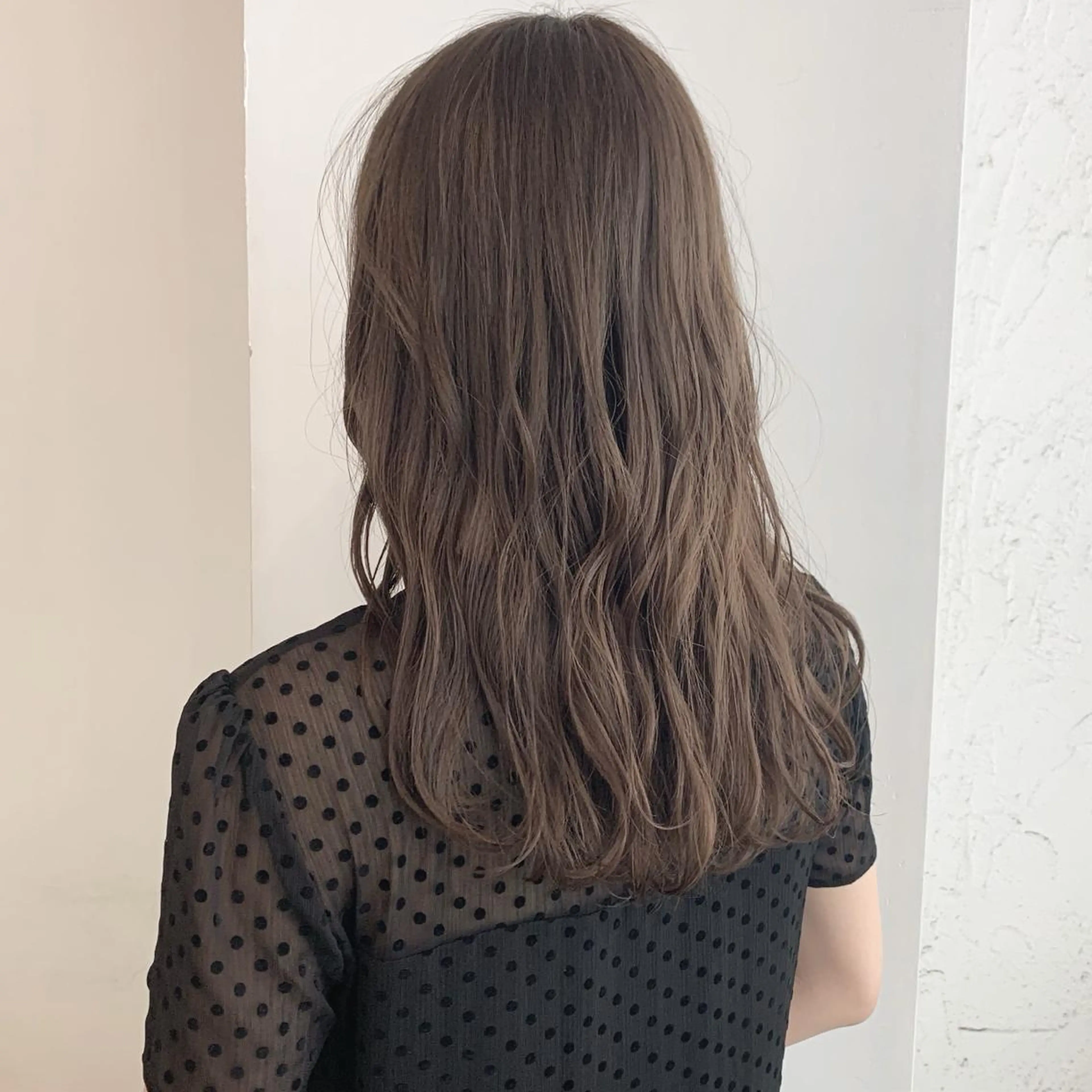 ロング カラー ベージュカラー 渋谷ブリーチカラー 韓国ヘアyuikoのヘアスタイル