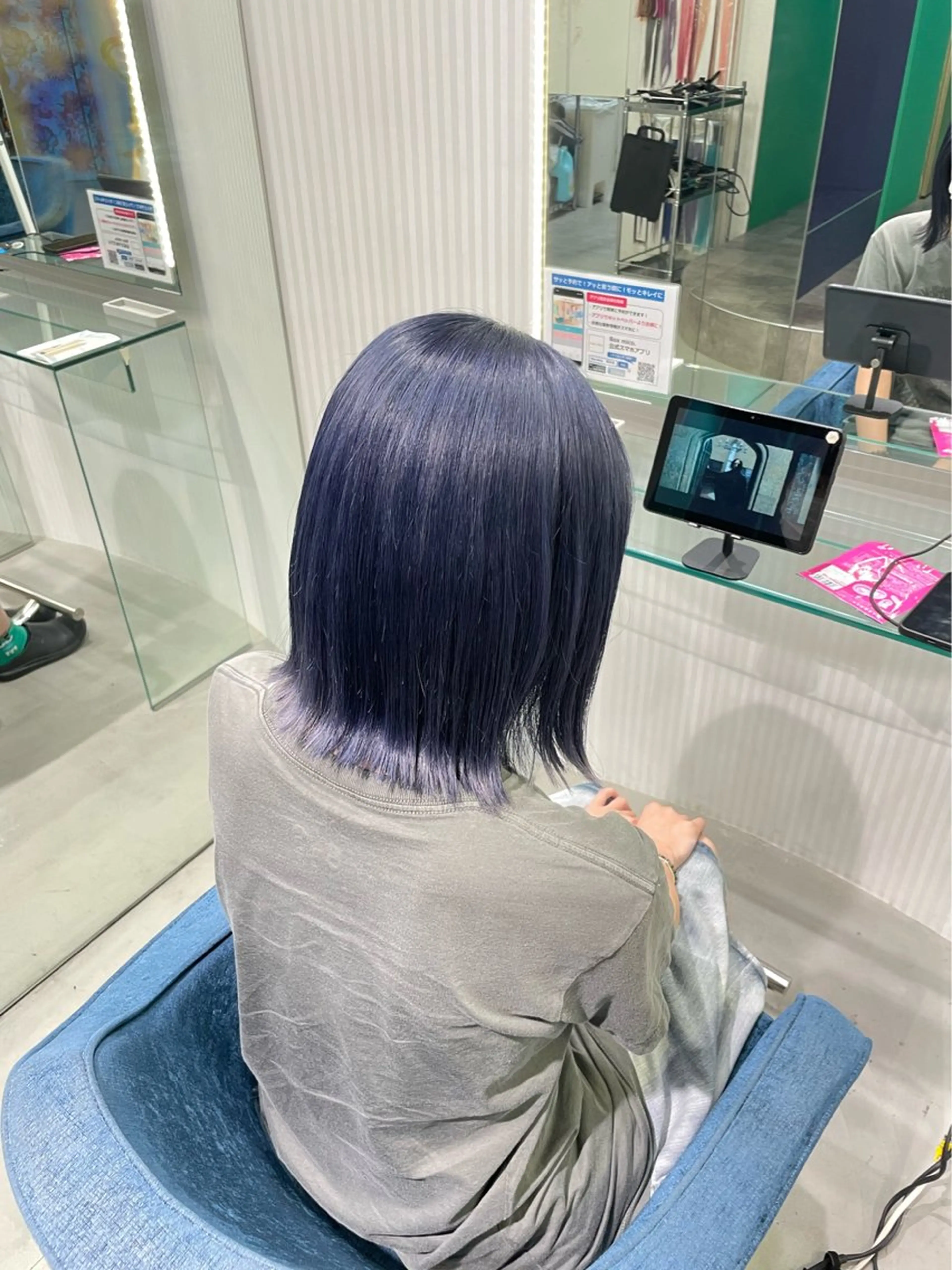 ミディアム ヘアカラー 安井まゆ _Box mico.のヘアスタイル