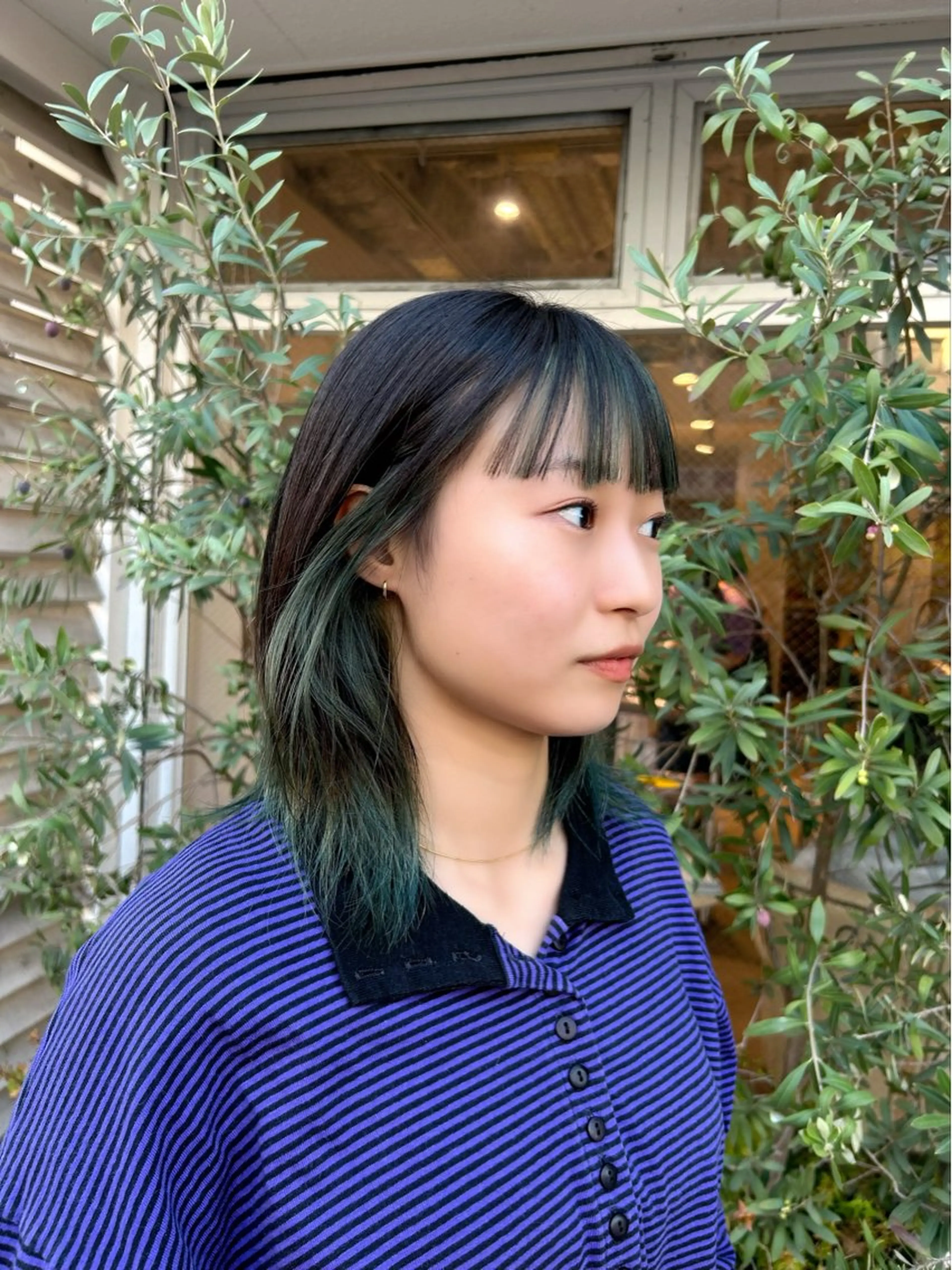 ミディアム キクチ ホナミのヘアスタイル