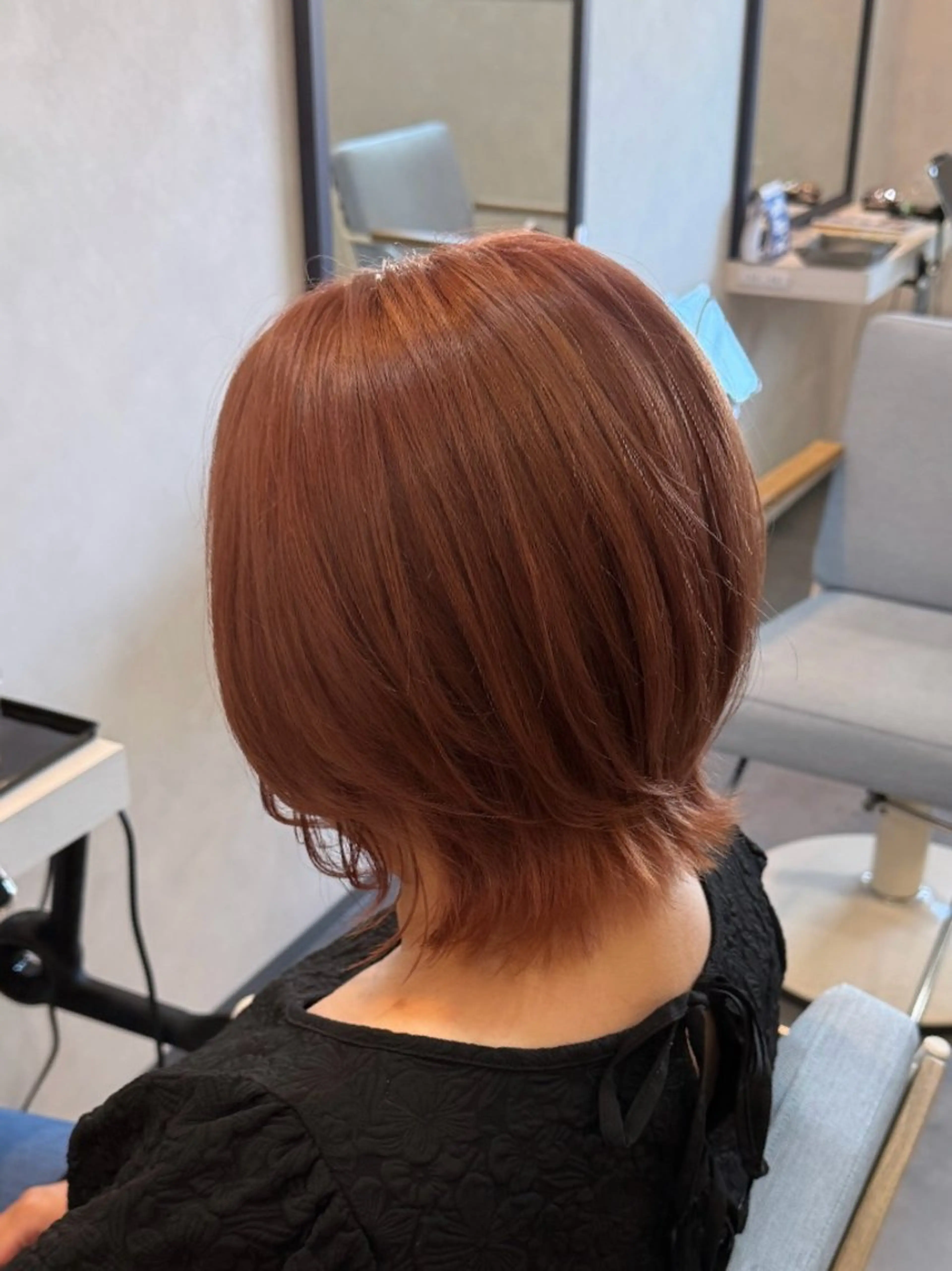 ショート ハイライト 髪質改善 縮毛矯正 ヘアカラー 髪のお悩みお任せ ください坂 要司のヘアスタイル