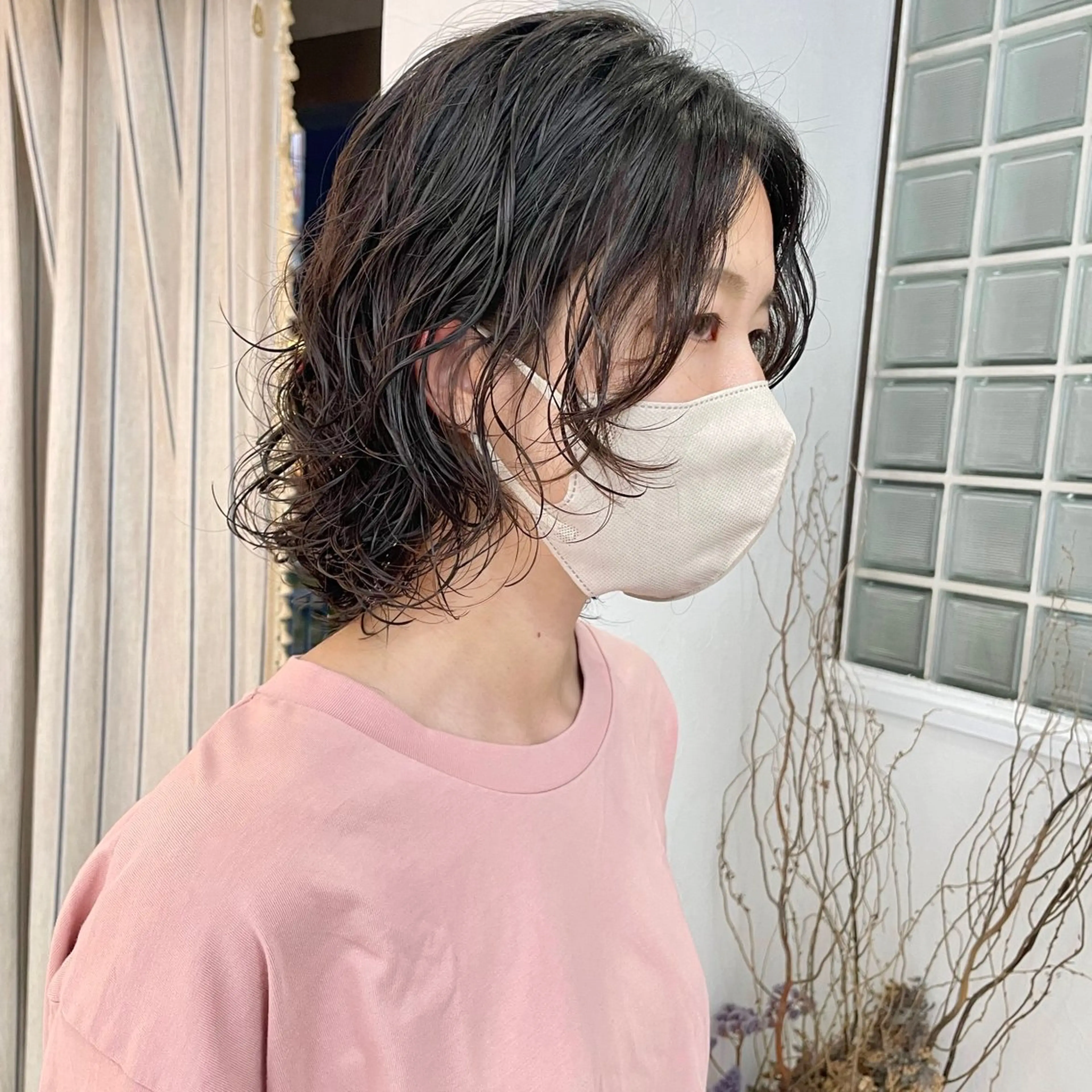 ミディアム パーマ ミディアムパーマ カット ヘアカラー トリートメント YUKO/ 似合わせ韓国風パーマのヘアスタイル