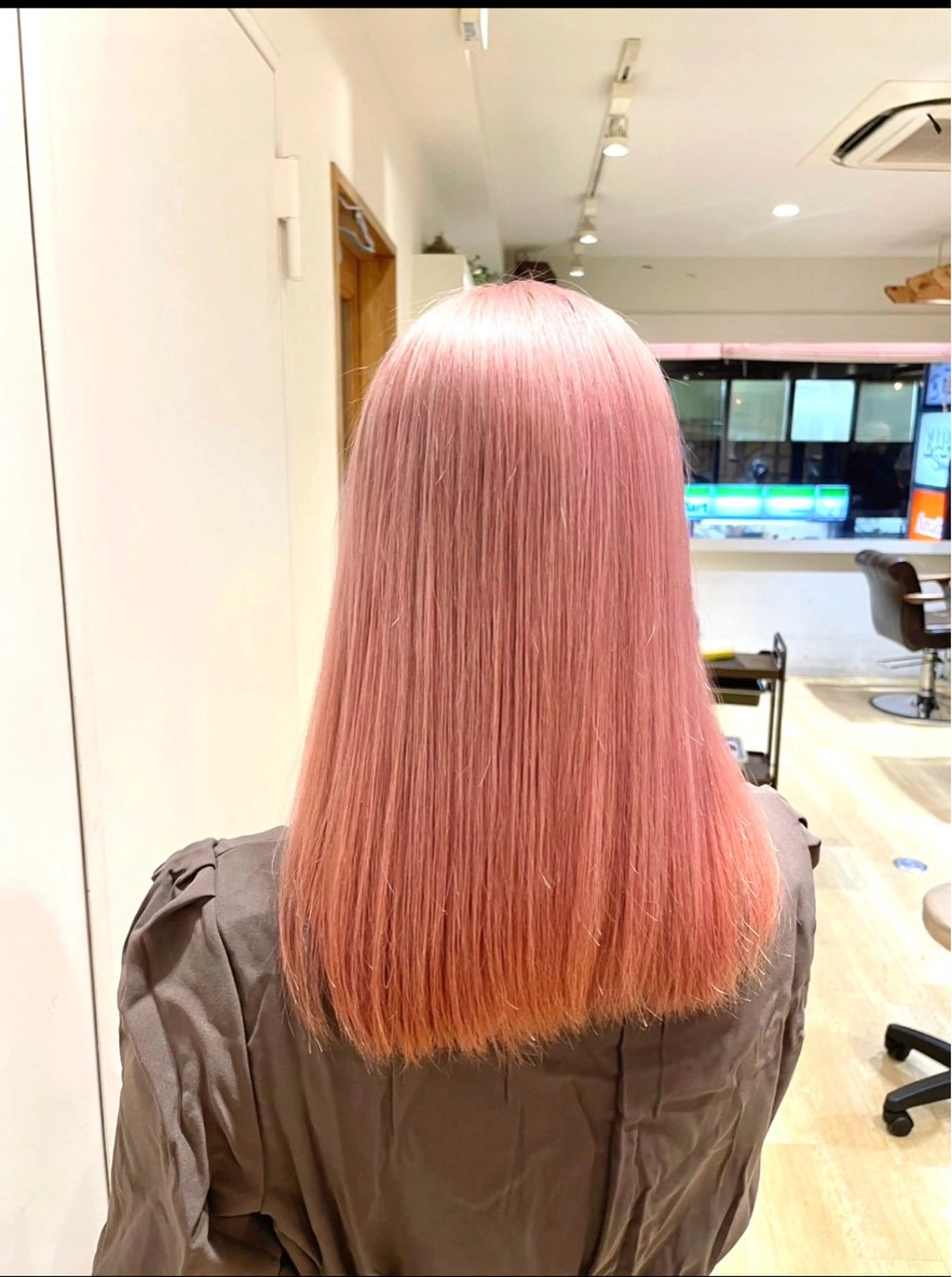 ロング カラー ヘアアレンジ メンズ カット ヘアカラー トリートメント ☘️新宿 新井彩斗☘️のヘアスタイル