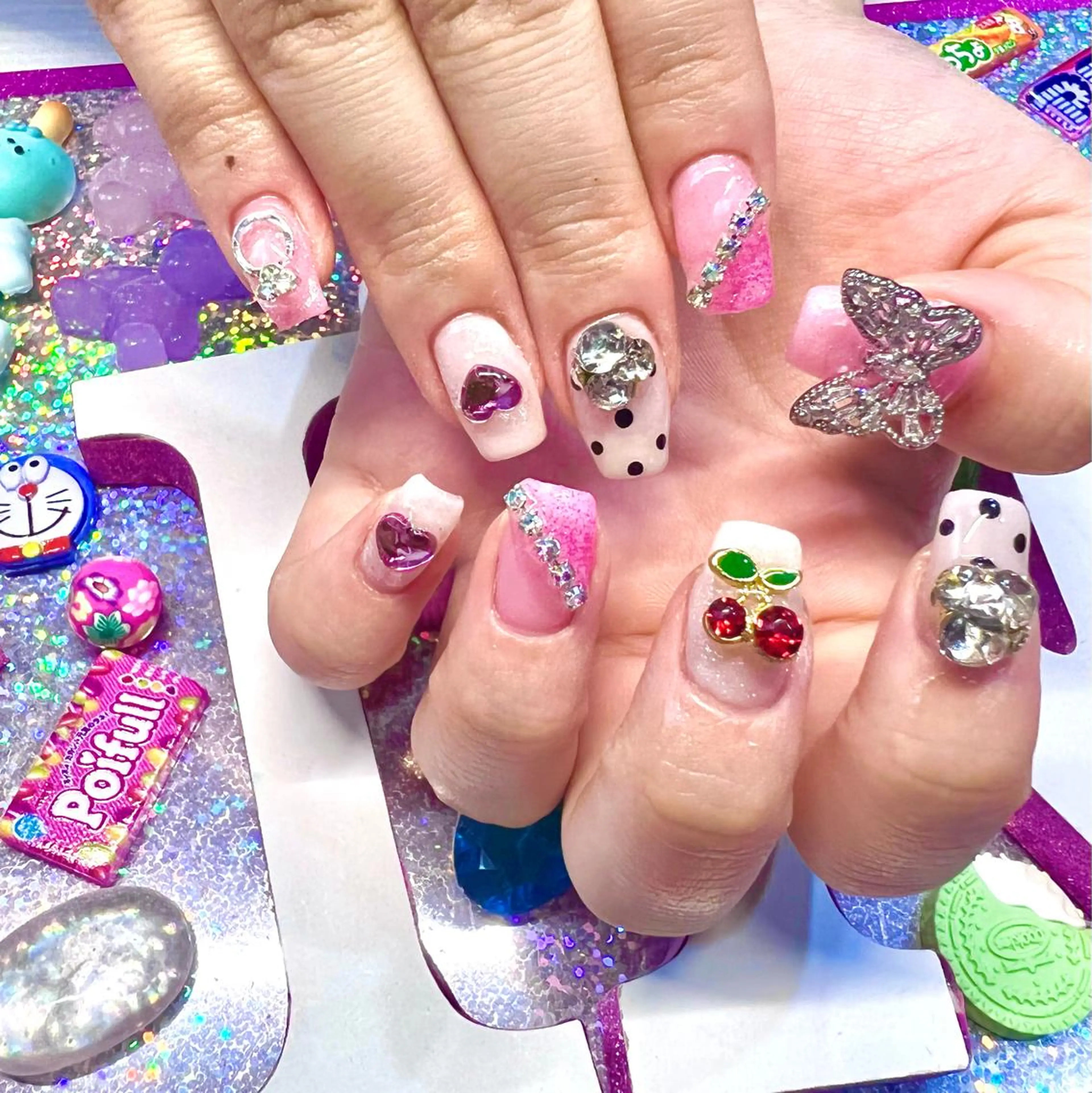 ネイル アートネイル クリアネイル ジェルネイル ニュアンスネイル オフィスネイル 8appy YUKITIN.Bのネイルデザイン