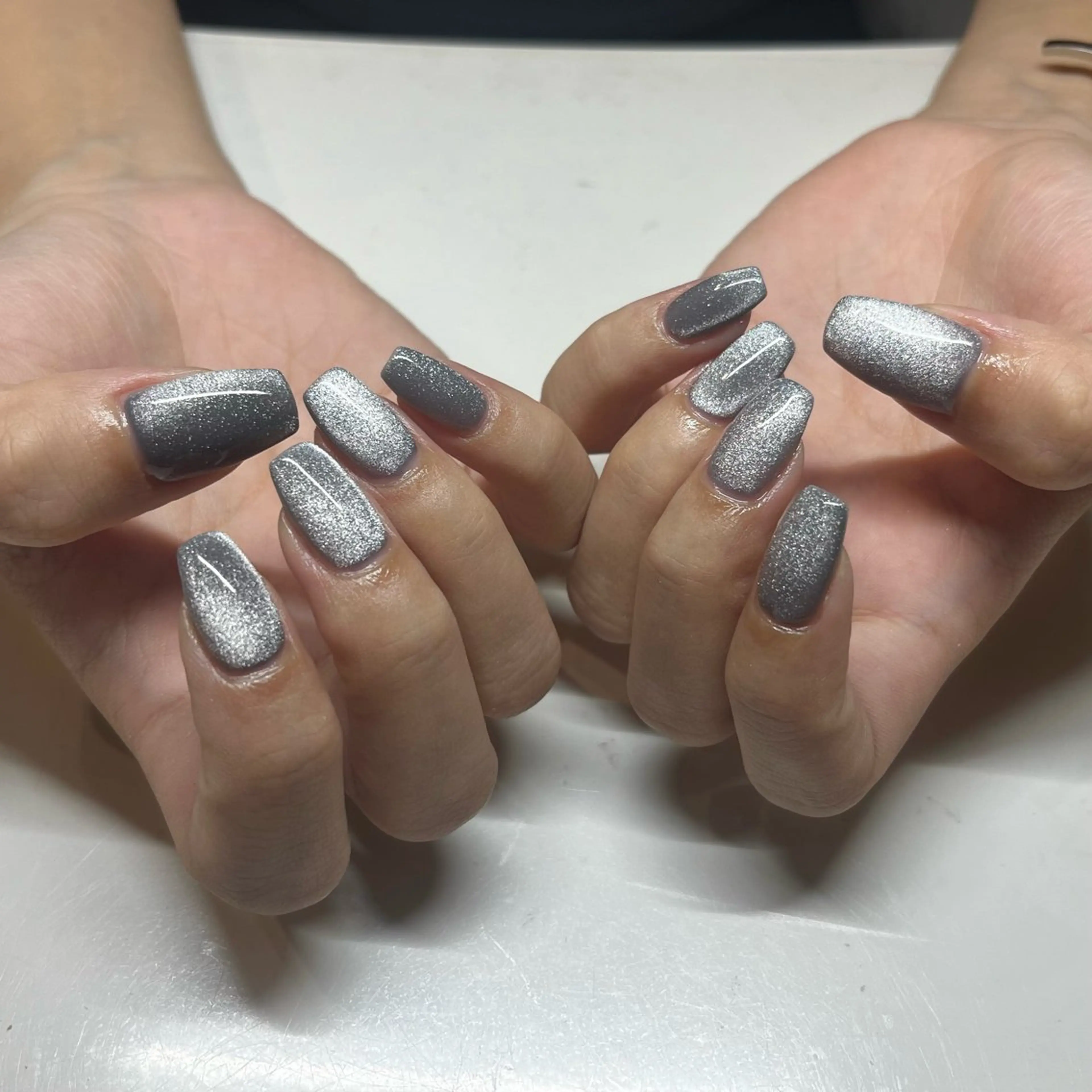 ネイル ブルー マグネットネイル シルバー ハンドネイル E.milii moekaのネイルデザイン