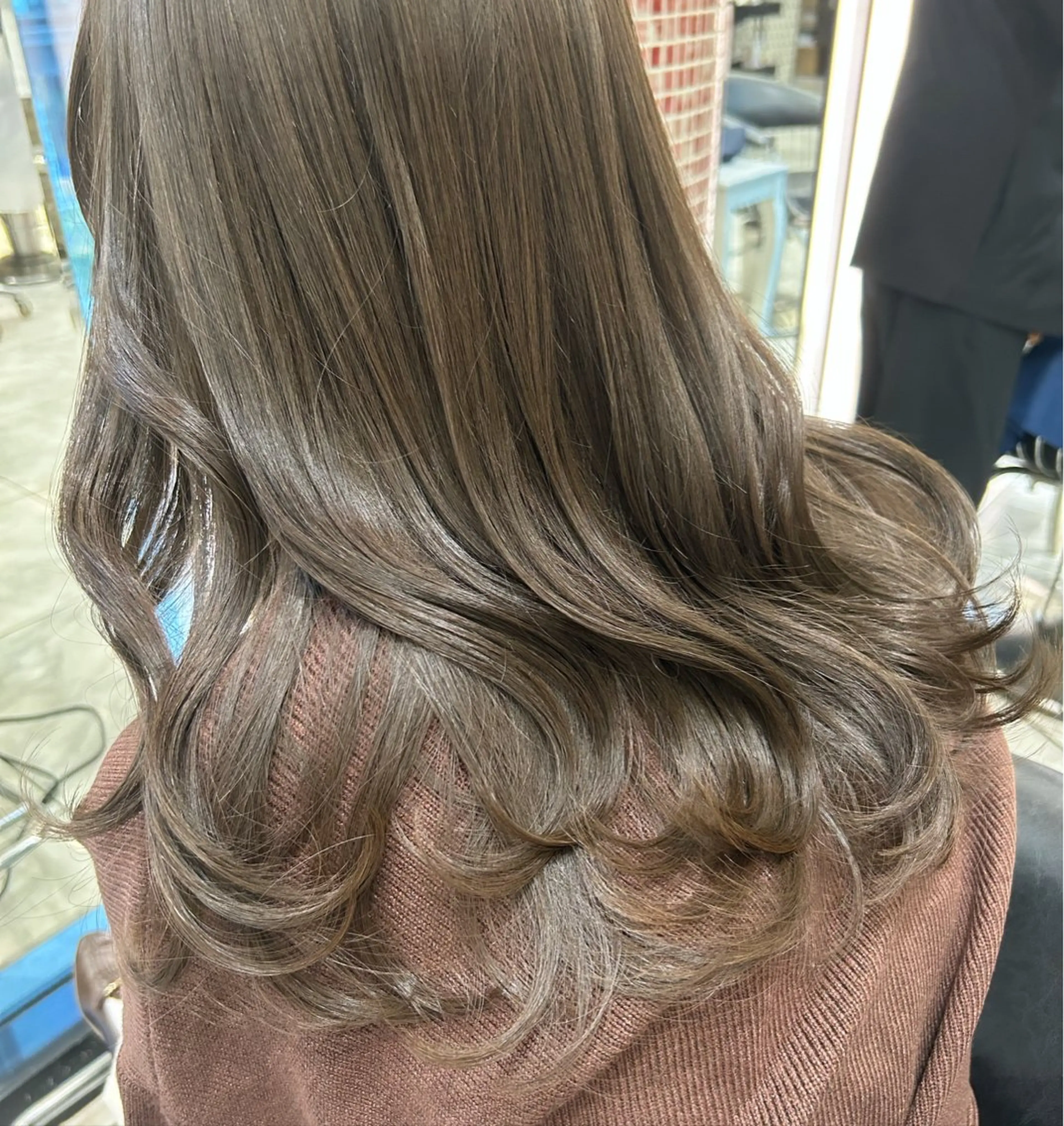 セミロング カラー カット ヘアカラー トリートメント 垢抜けヘア 韓国ヘア銀座近下菜央のヘアスタイル