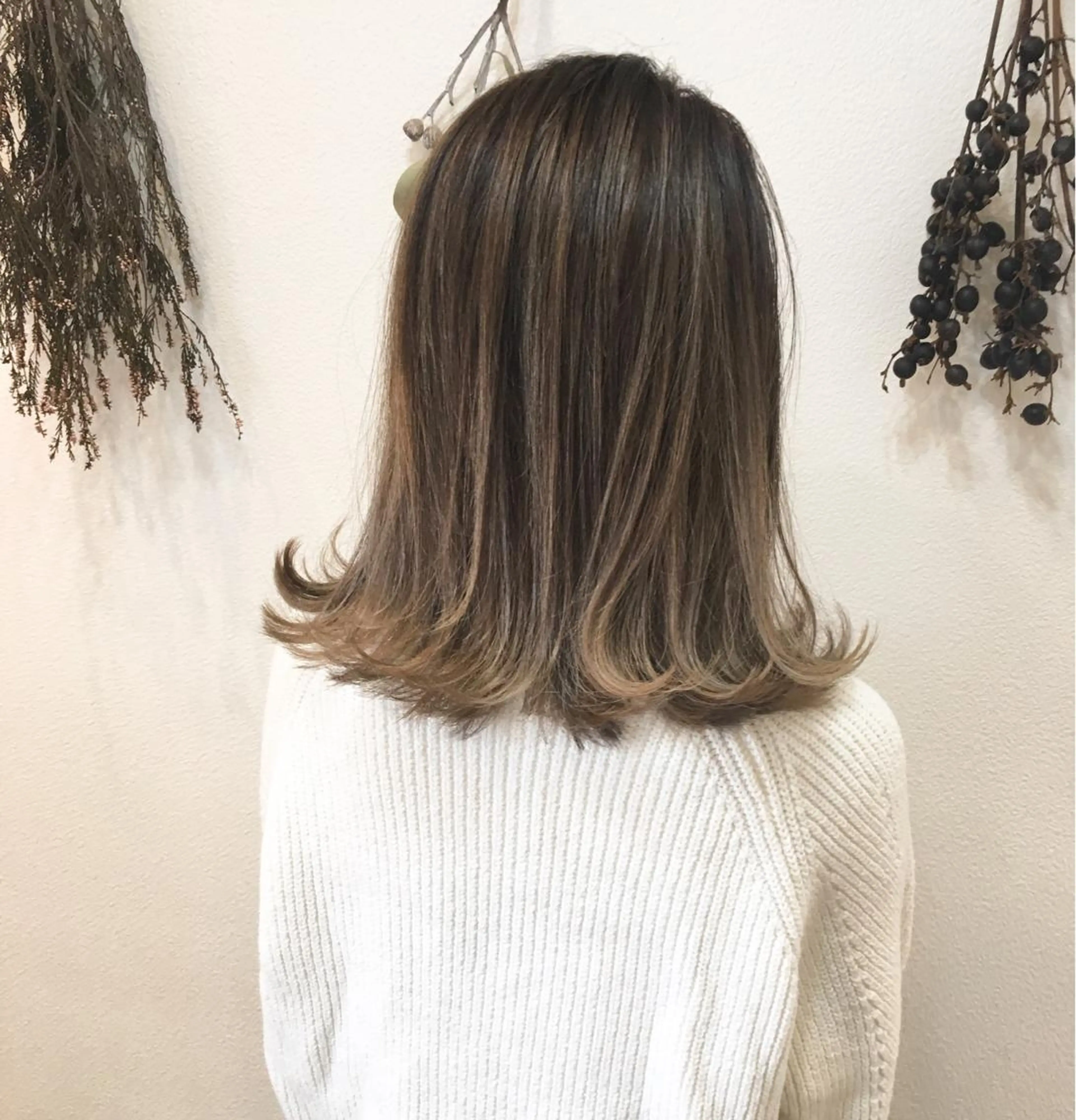 ミディアム カラー ショート、ボブ シマダマサトのヘアスタイル