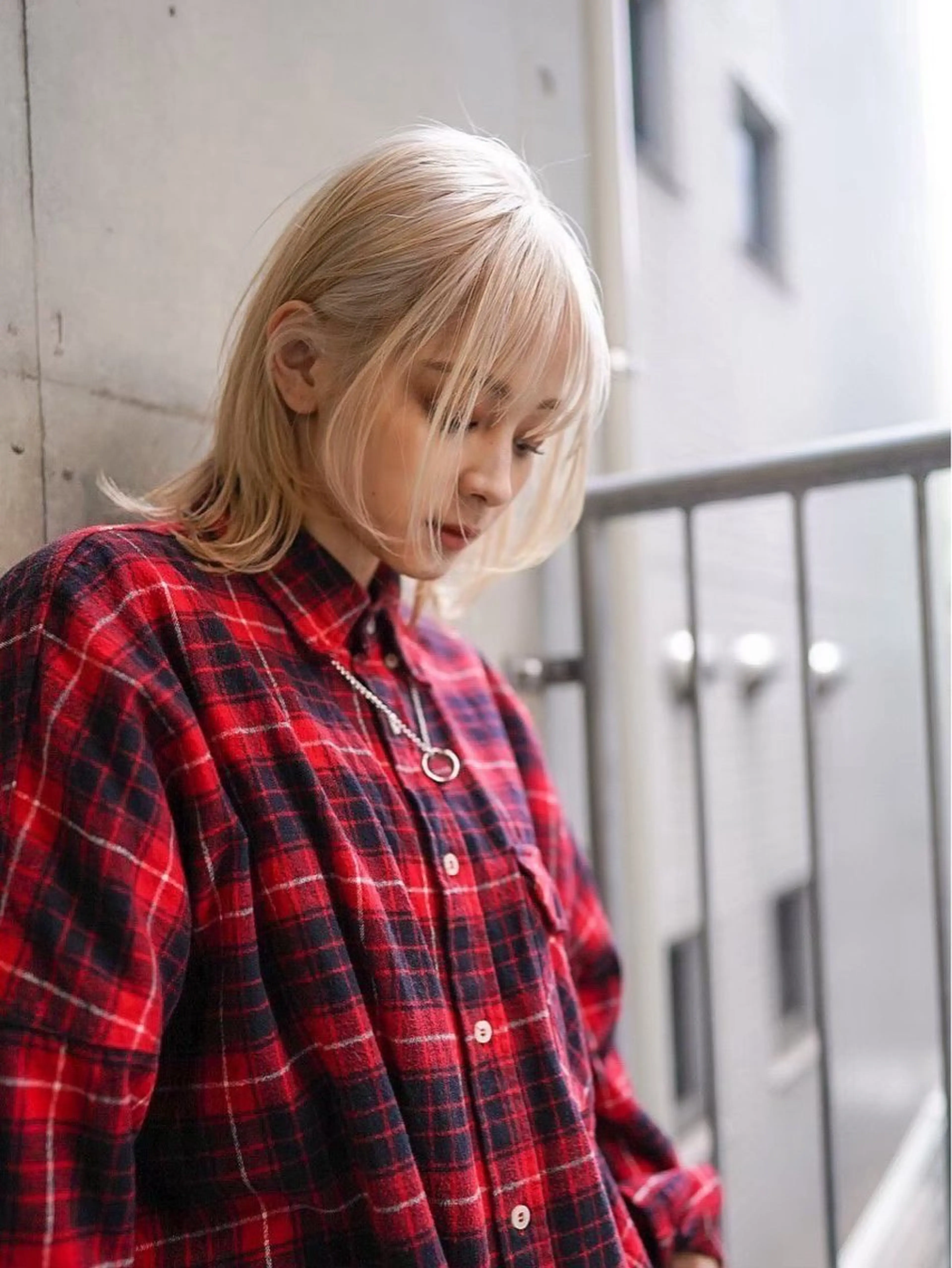 ミディアム カラー MISAKI🪐 縮毛矯正のヘアスタイル