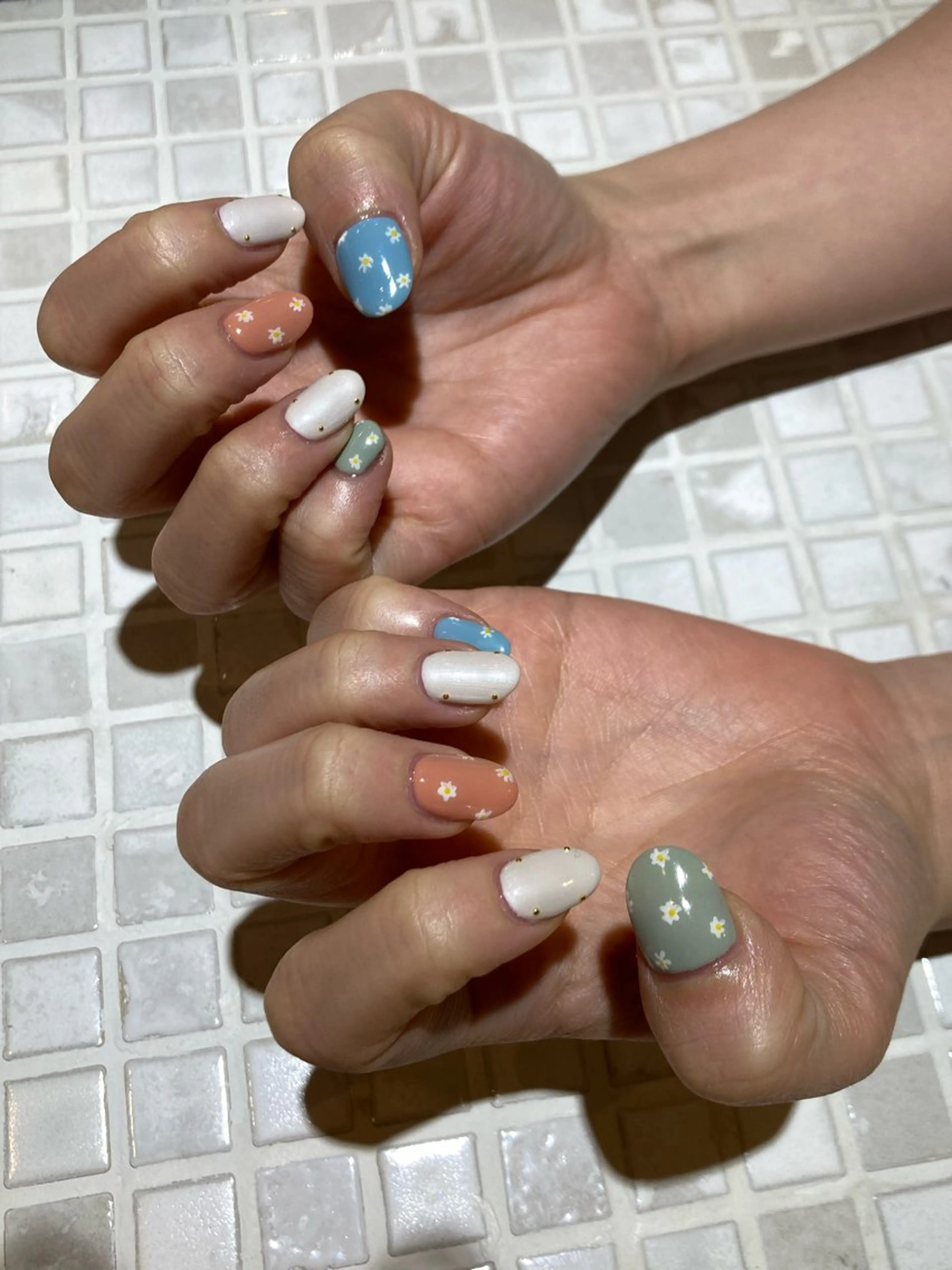 ネイル Aloha  Luana HIKAWASANDOU所属・AlohaLuana 🌺 naoのネイルデザイン