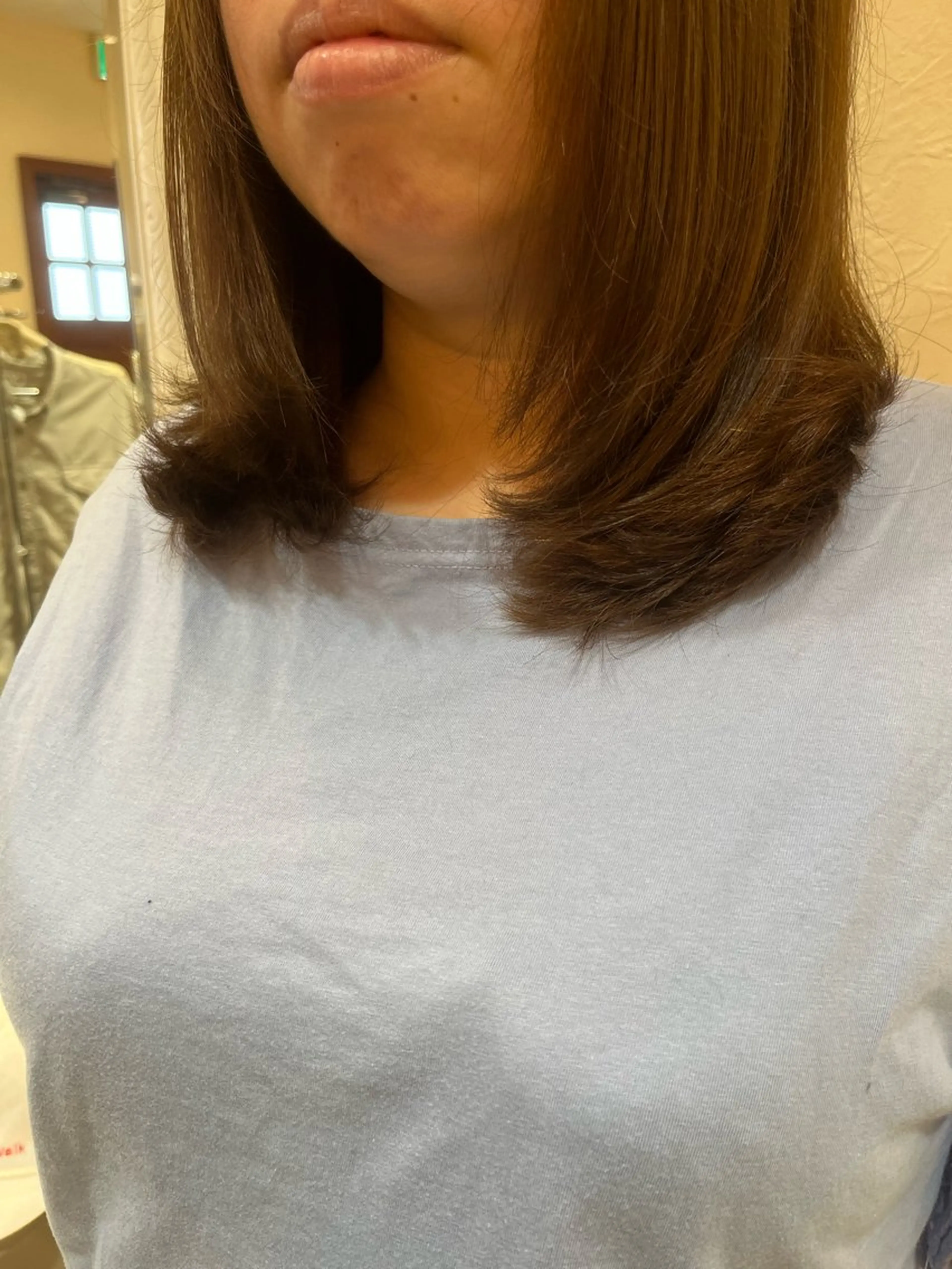 ミディアム レイヤーカット ローレイヤー 緒方 大輝のヘアスタイル