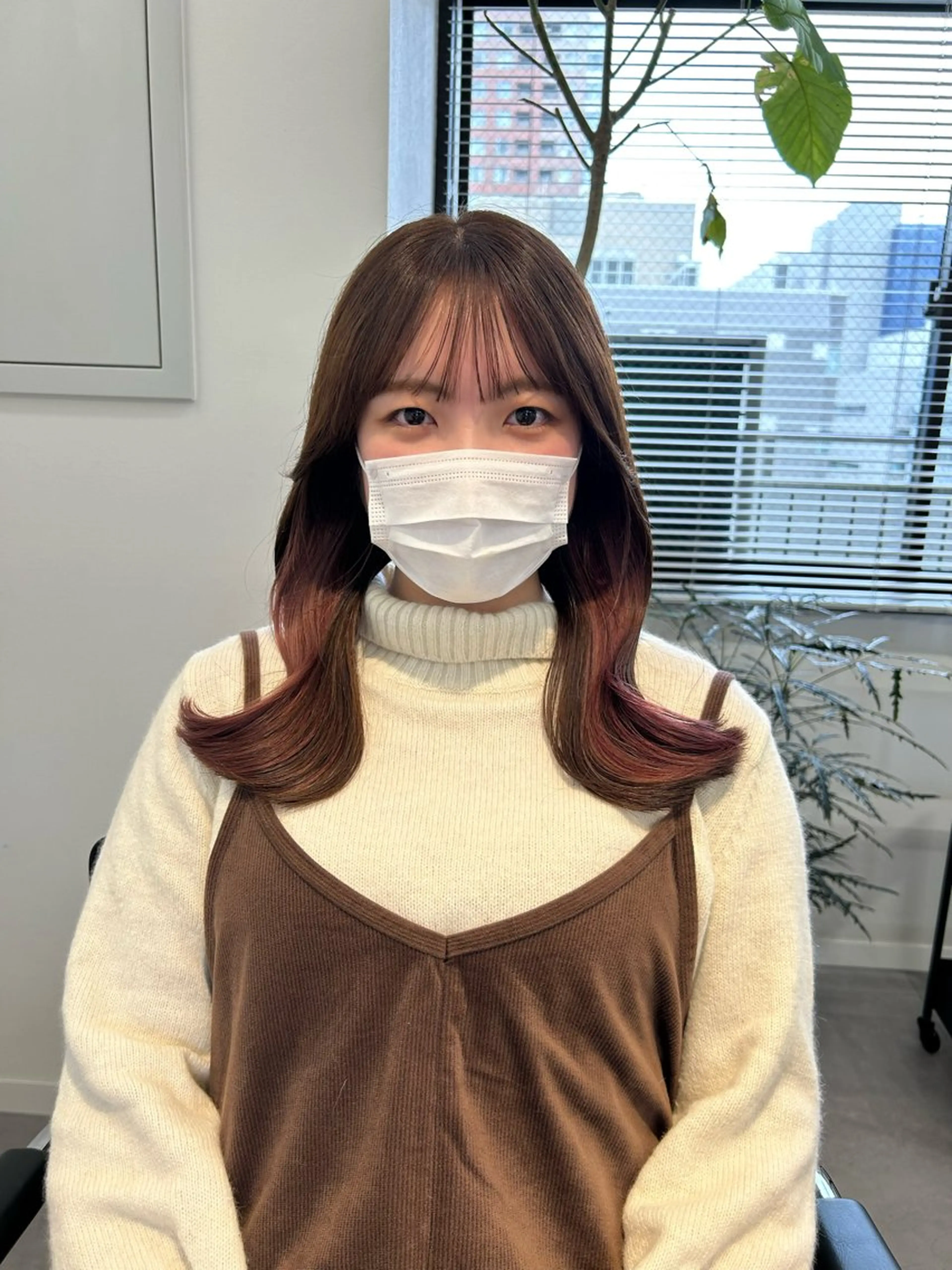 ミディアム くびれヘア カット ヘアカラー ❤️ショートカット ・顔周りカット❤️のヘアスタイル