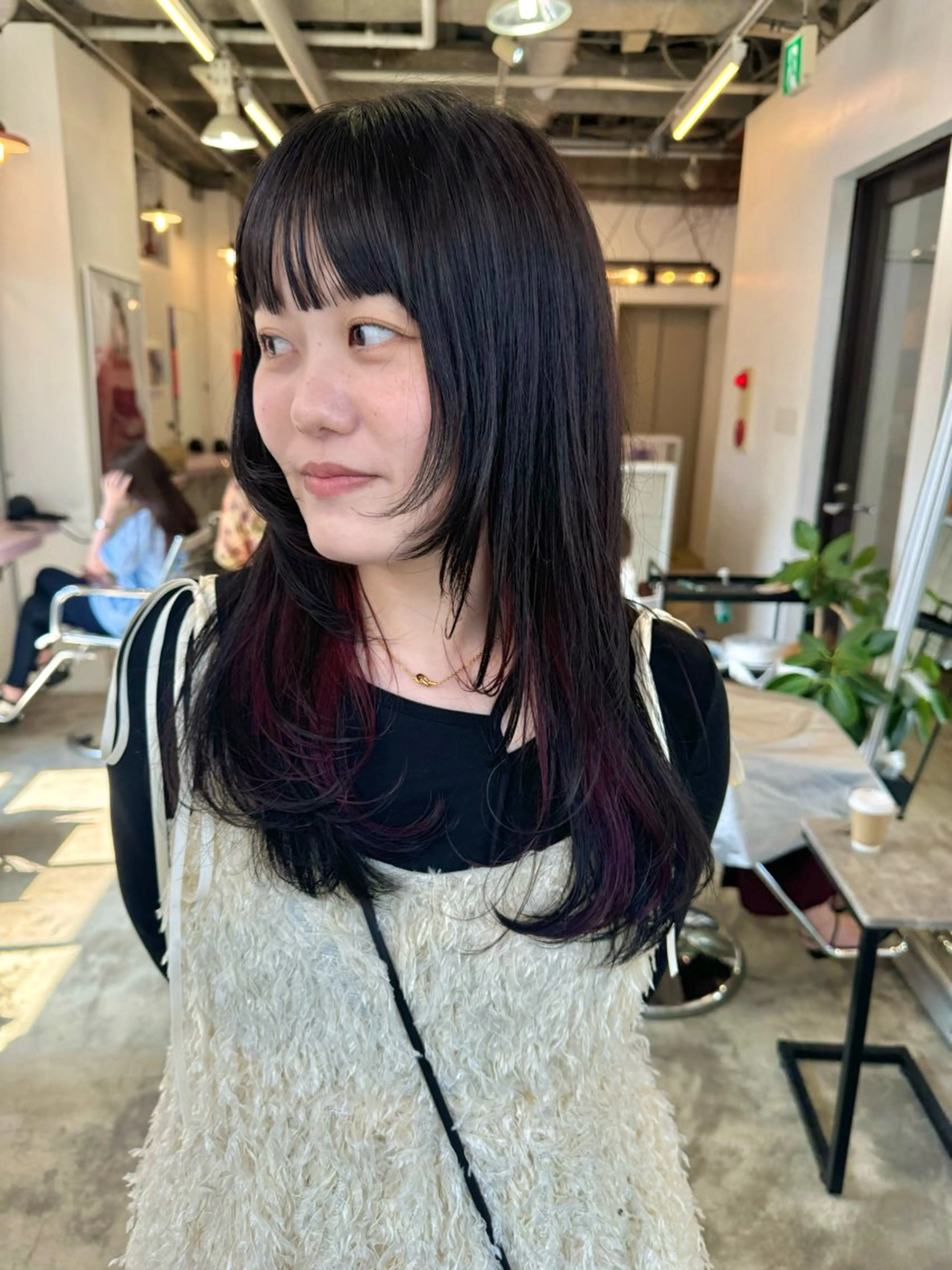 ロング カット ヘアカラー トリートメント 小森 祐希のヘアスタイル