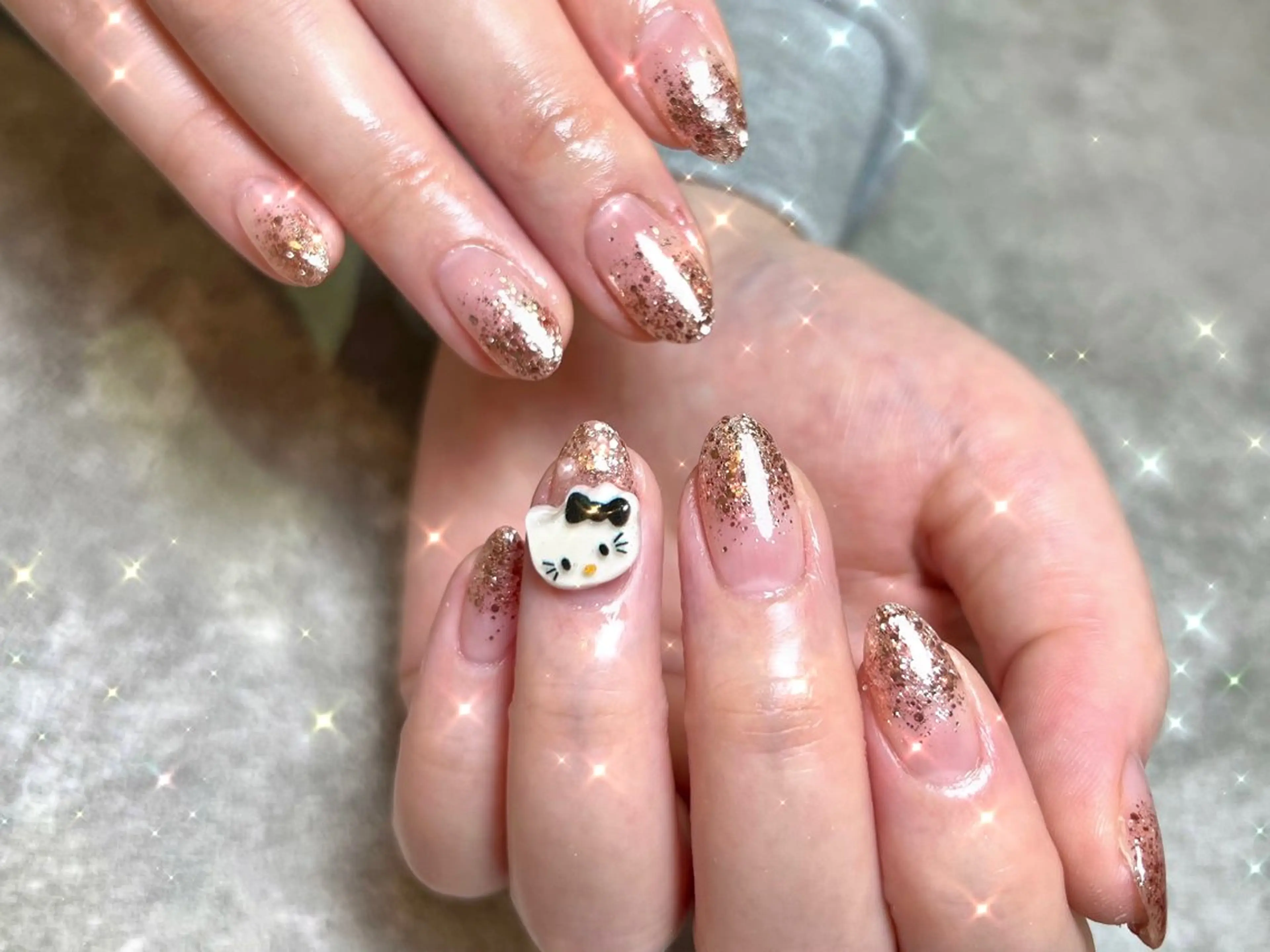 ご新規様オフ無料　ラメグラ、ワンカラーの写真