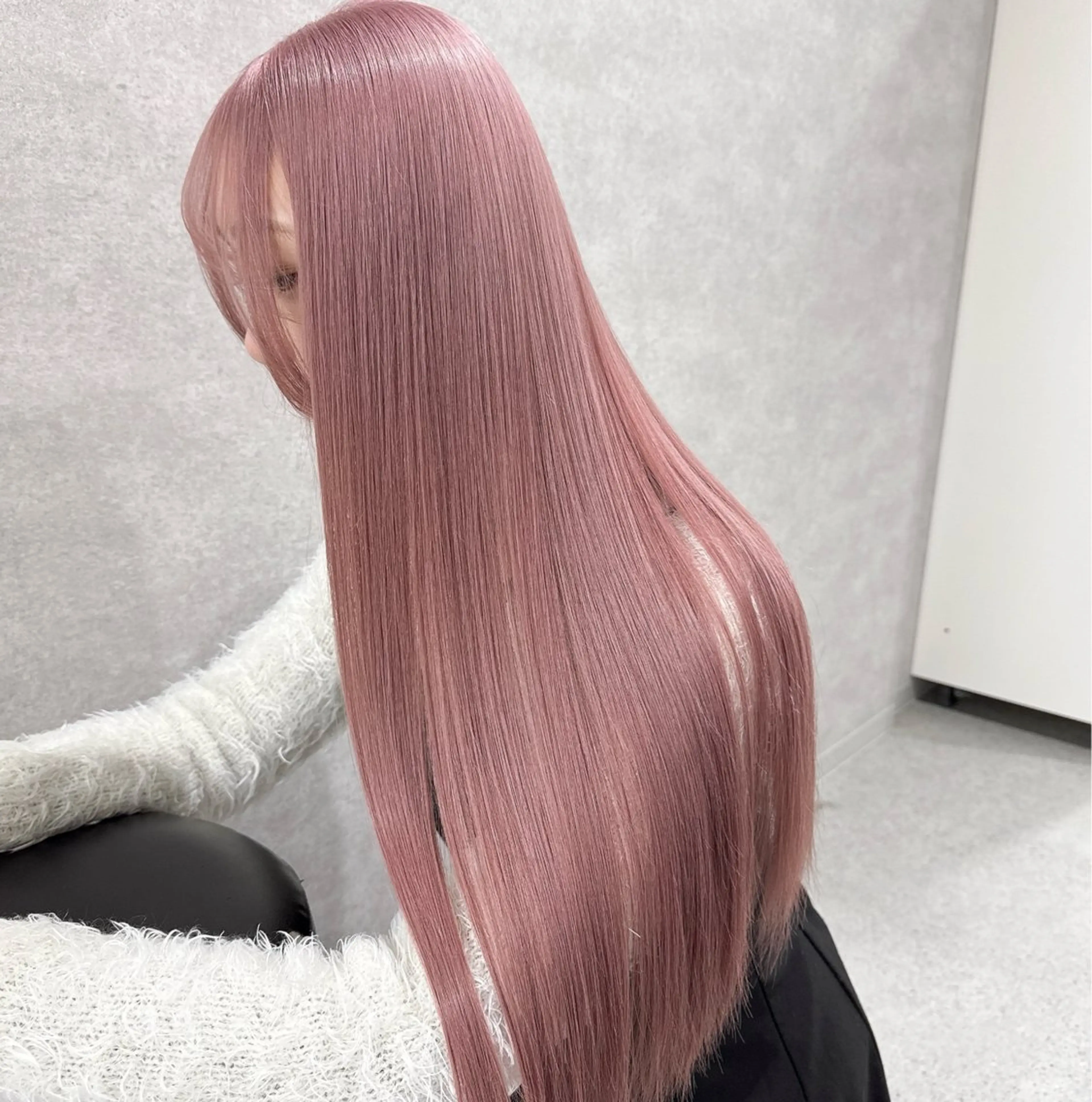 ロング ヘアカラー トリートメント SALOWIN札幌大通店所属・‎🤍札幌ハイトーン 🤍シンゴのヘアスタイル