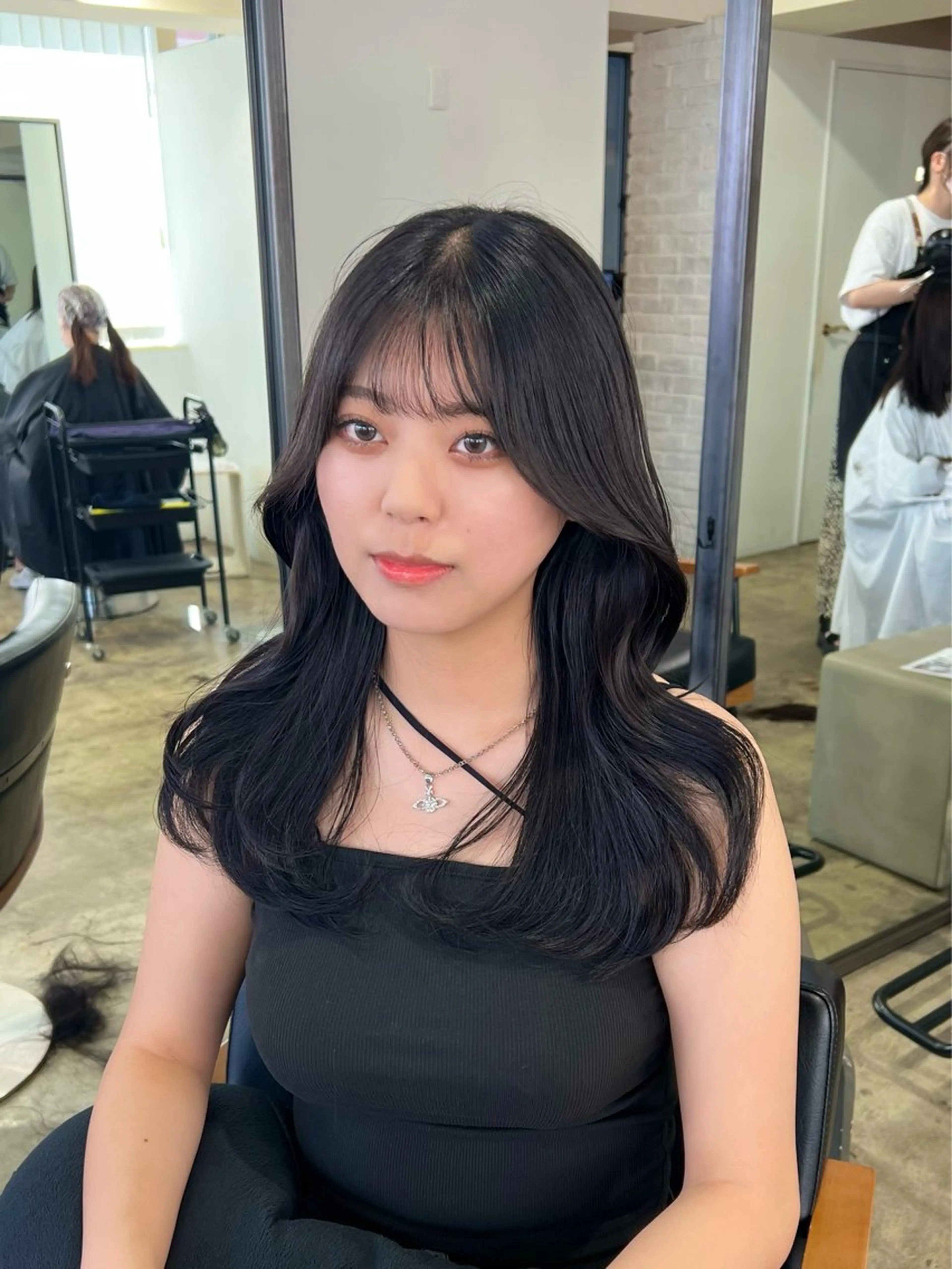 ミディアム くびれヘア 韓国風ヘア カット ヘアカラー トリートメント 【韓国風くびれヘア】 joule小木曽輝のヘアスタイル