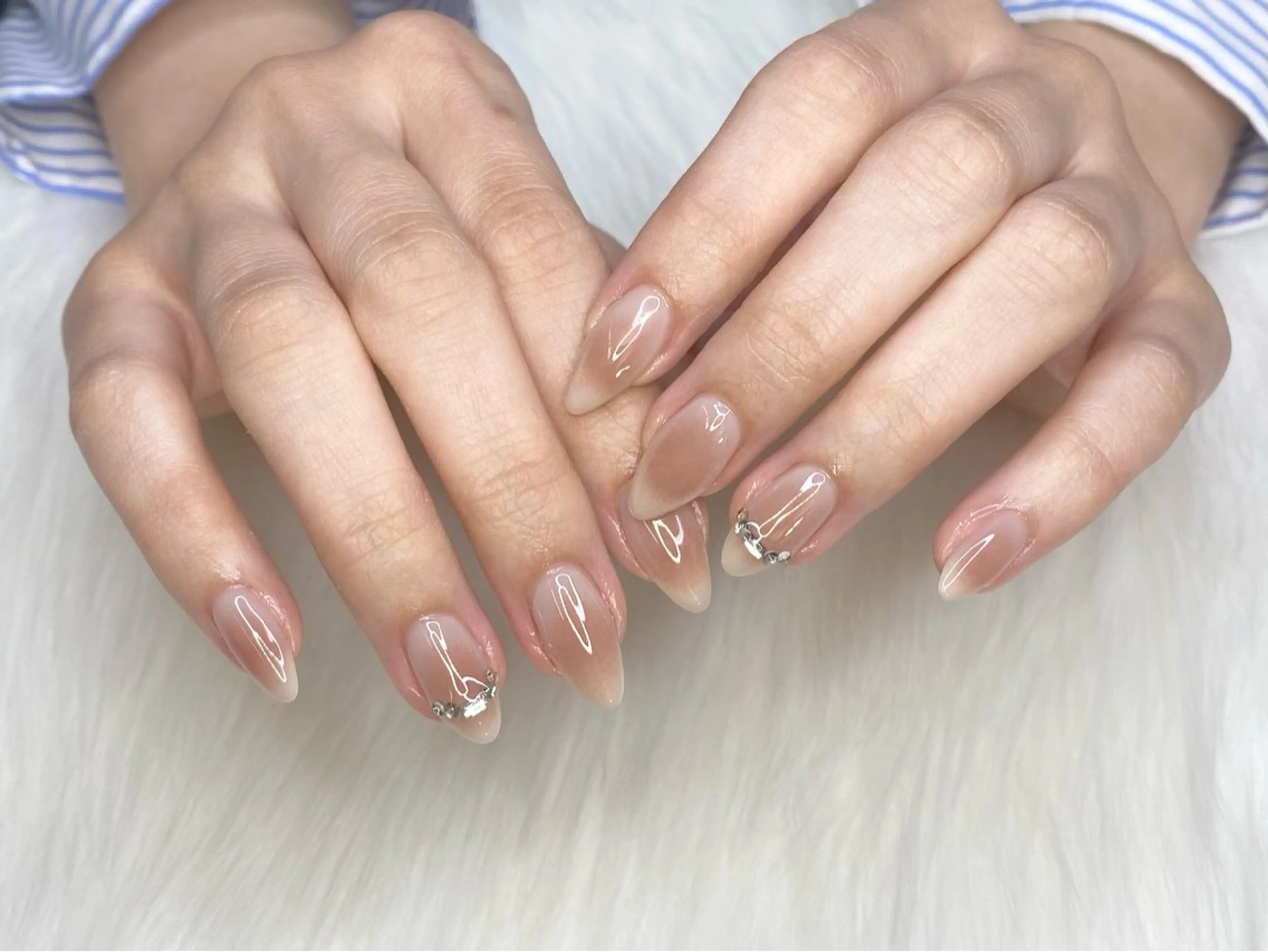 オフ込み🍒チークネイルの写真