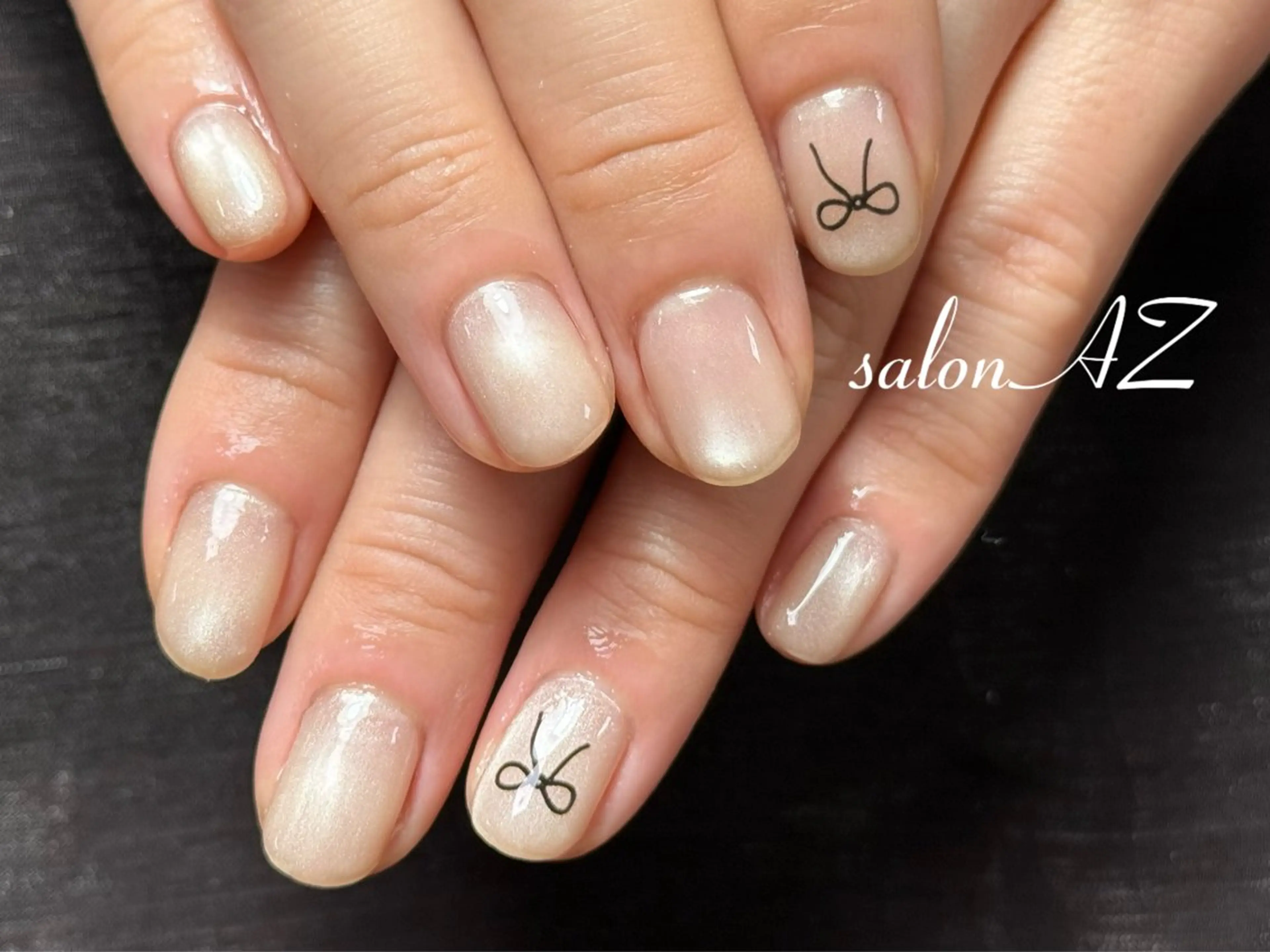 ネイル アートネイル 長さ出し フットネイル フレンチネイル ジェルネイル ハンドネイル Salon AZ所属・salon AZ jr.ネイリストのネイルデザイン