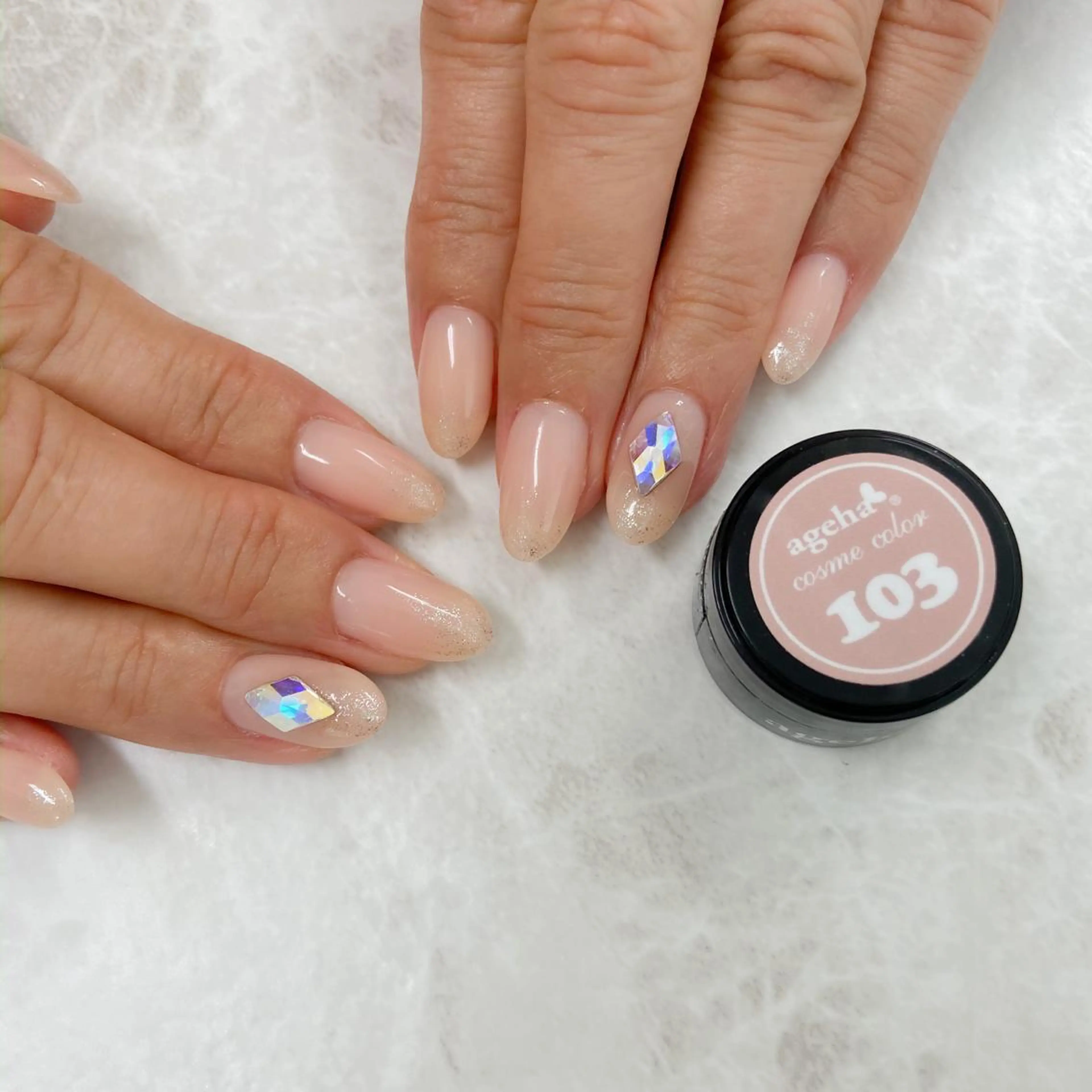 ネイル 黒沢 直子のネイルデザイン