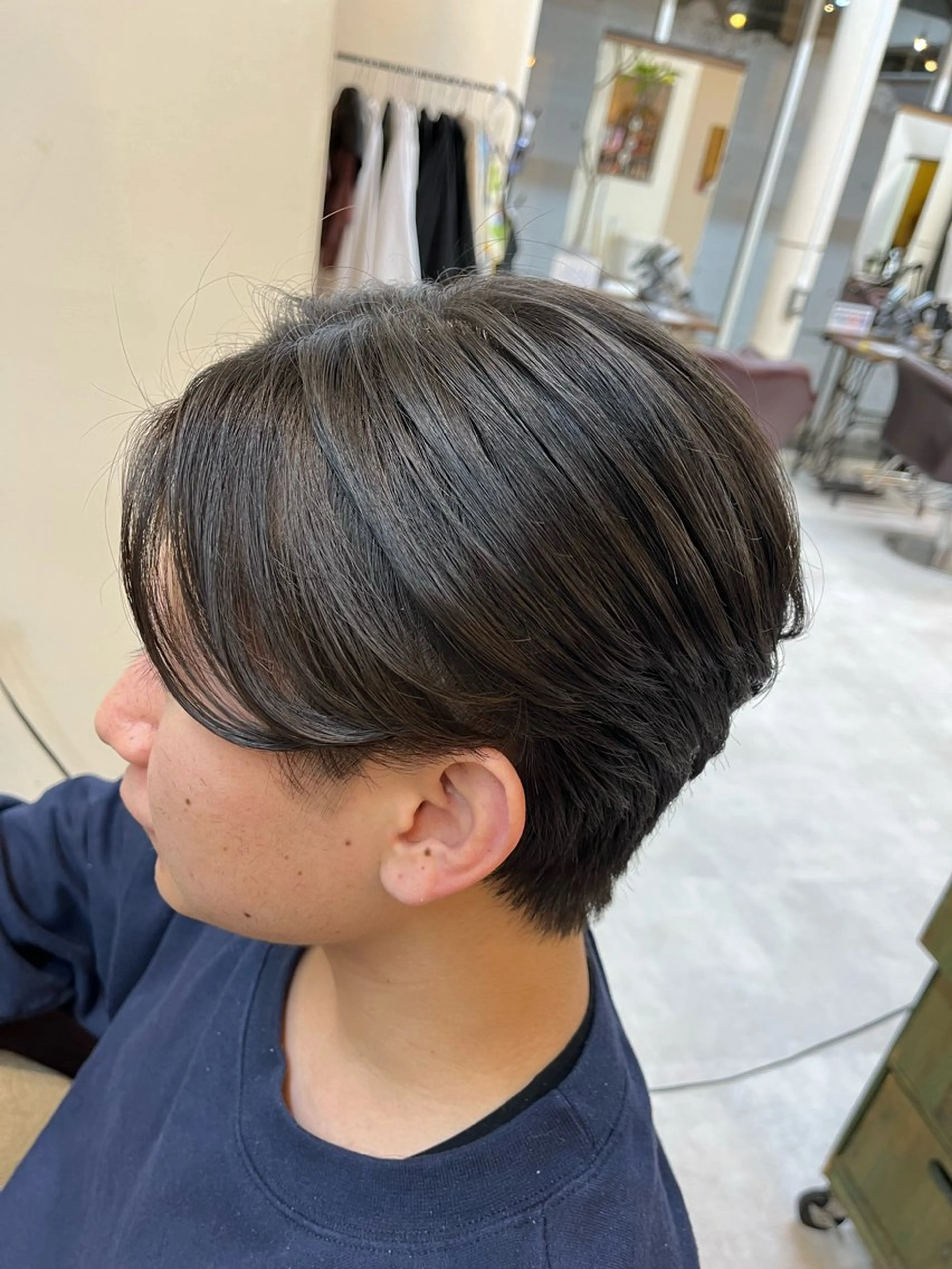 ショート 岡部 夏生のヘアスタイル
