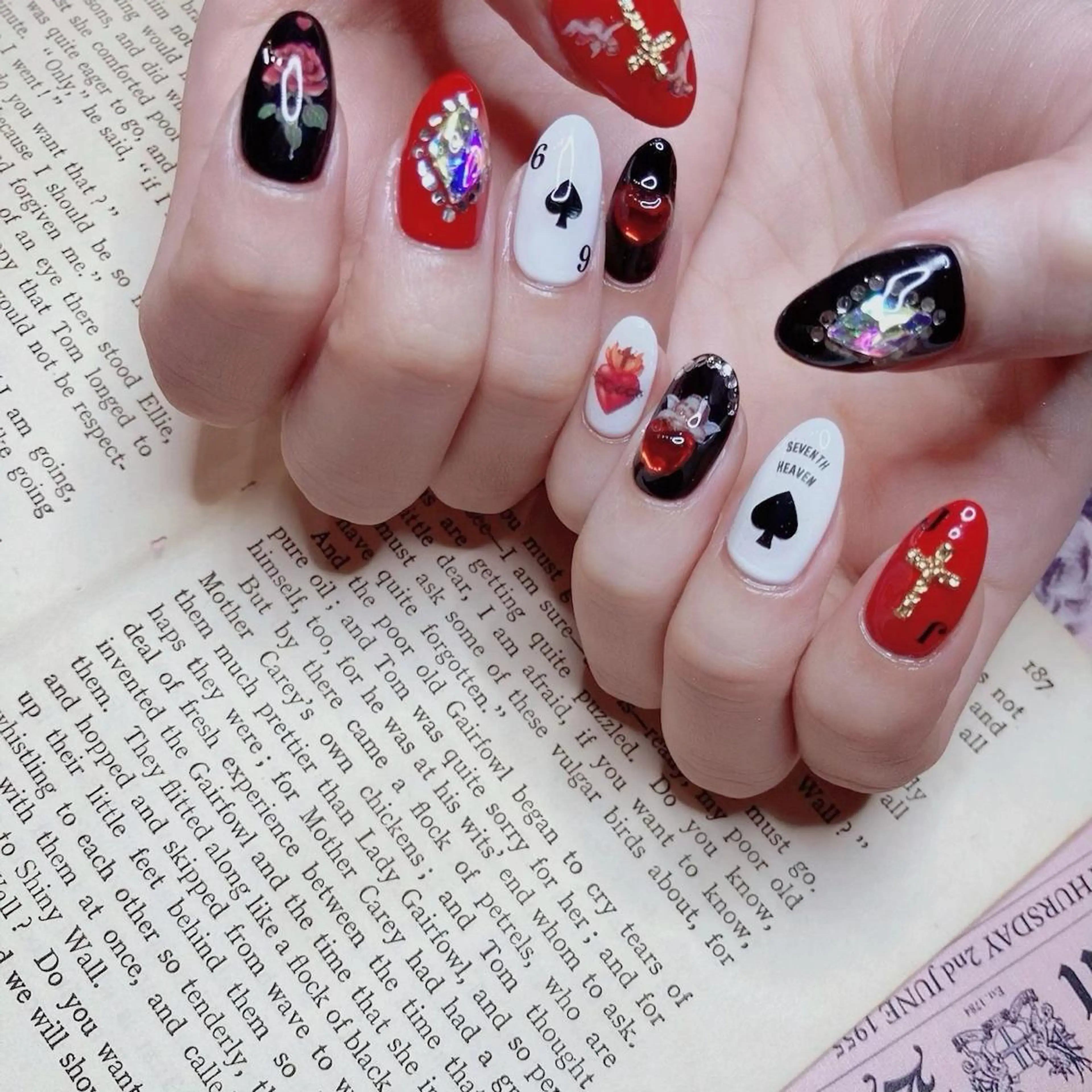 ネイル ハンドネイル NOIROUGE所属・NOI ROUGEのネイルデザイン