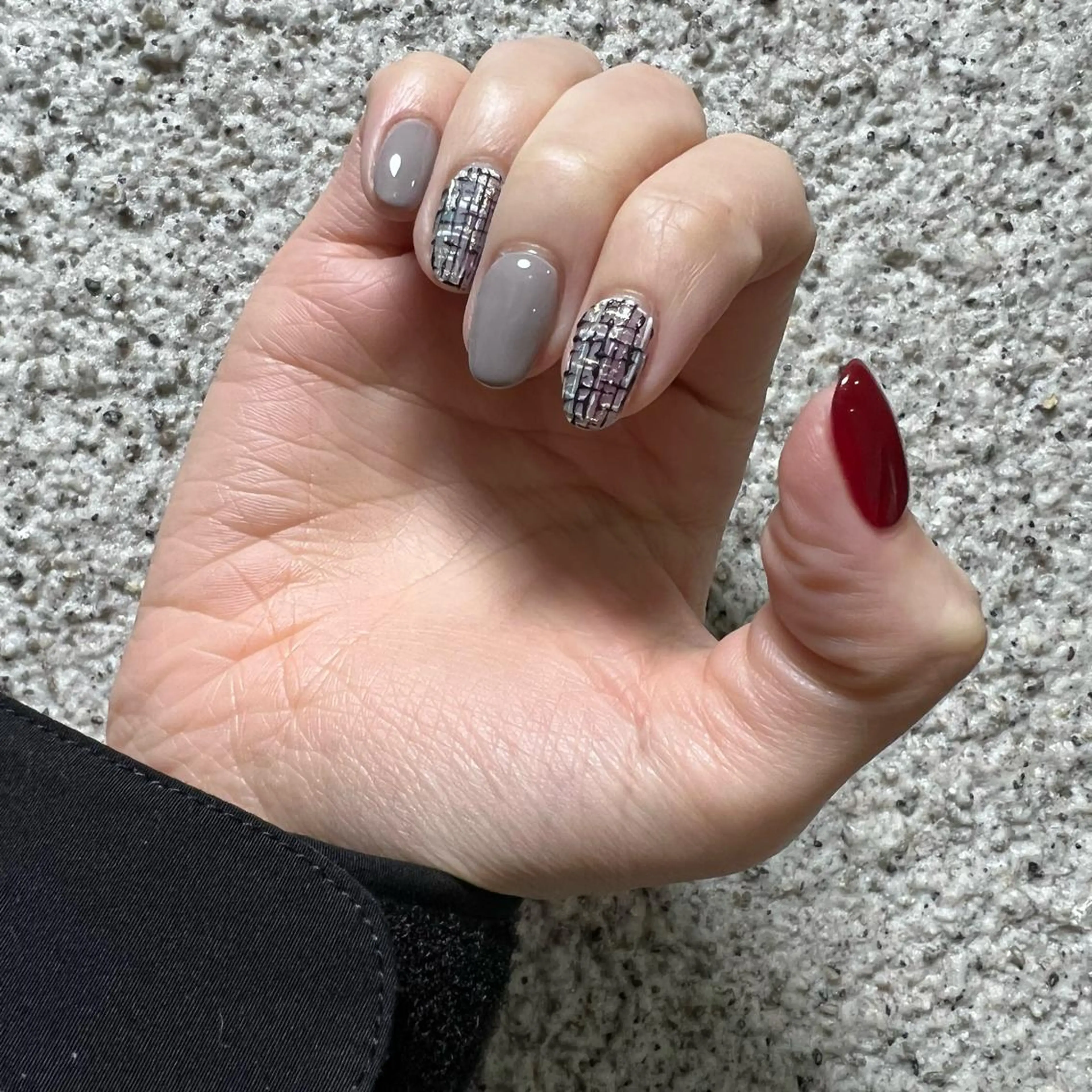 ネイル アニマル柄 アートネイル フレンチネイル ジェルネイル ガラスフレンチ ハンドネイル フットネイル nail salon mieux(ミュー)のネイルデザイン