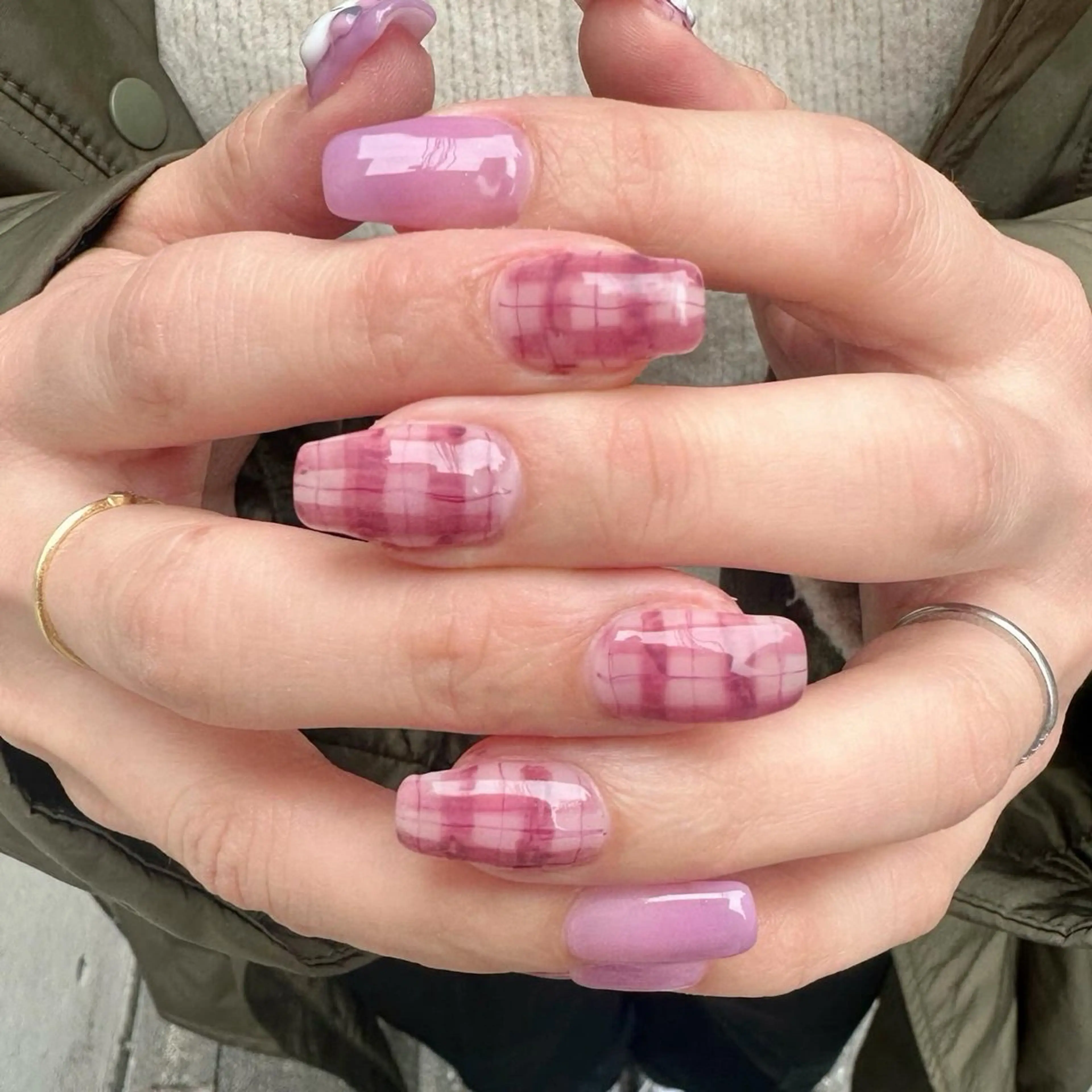 ネイル 氷ネイル・うるうるネイル 韓国ネイル 持ち込み ニュアンスネイル 冬ネイル 🪞KAPE NAIL 🪞のネイルデザイン