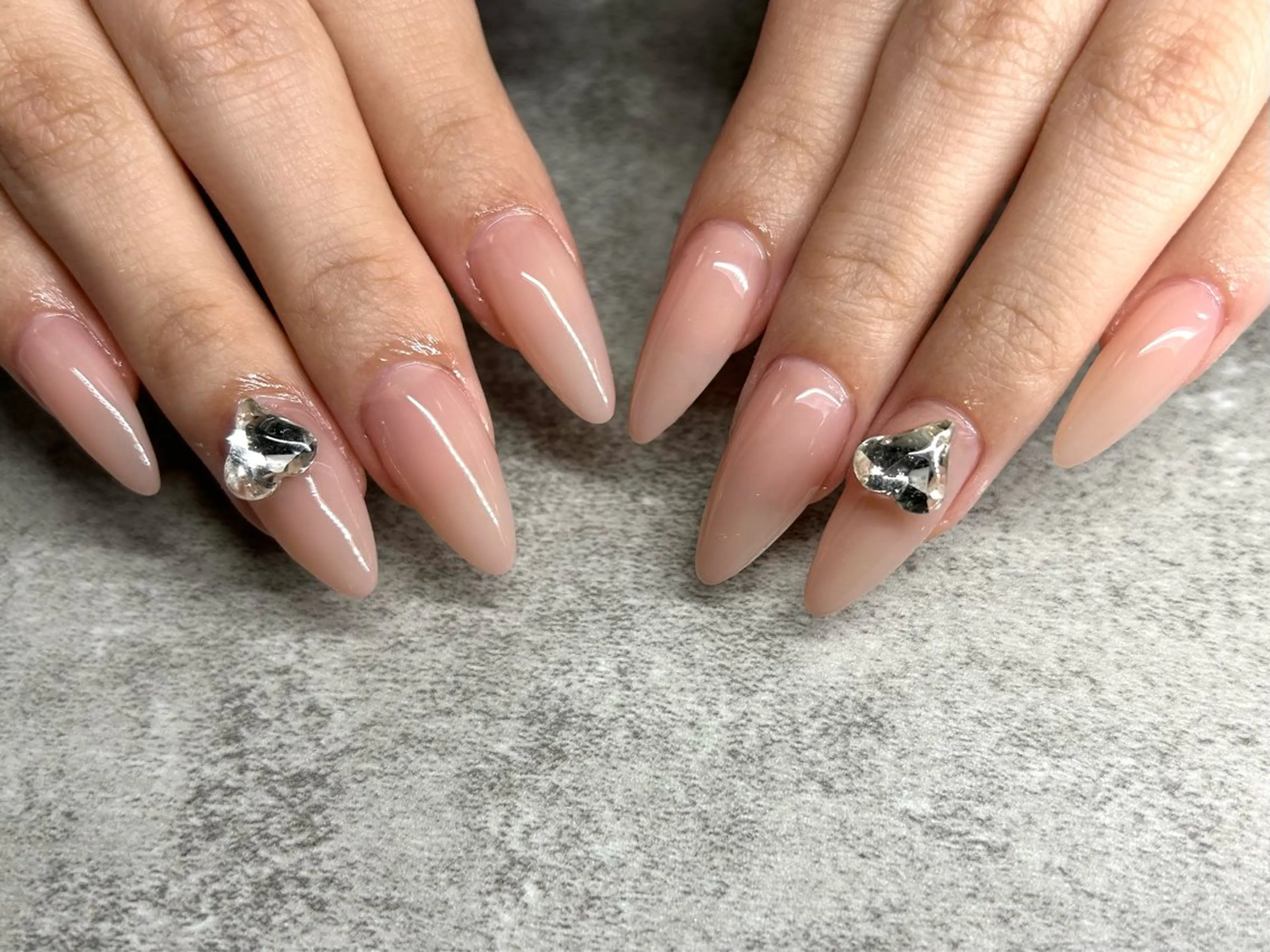 ネイル ハート ハンドネイル MiiTow nailのネイルデザイン