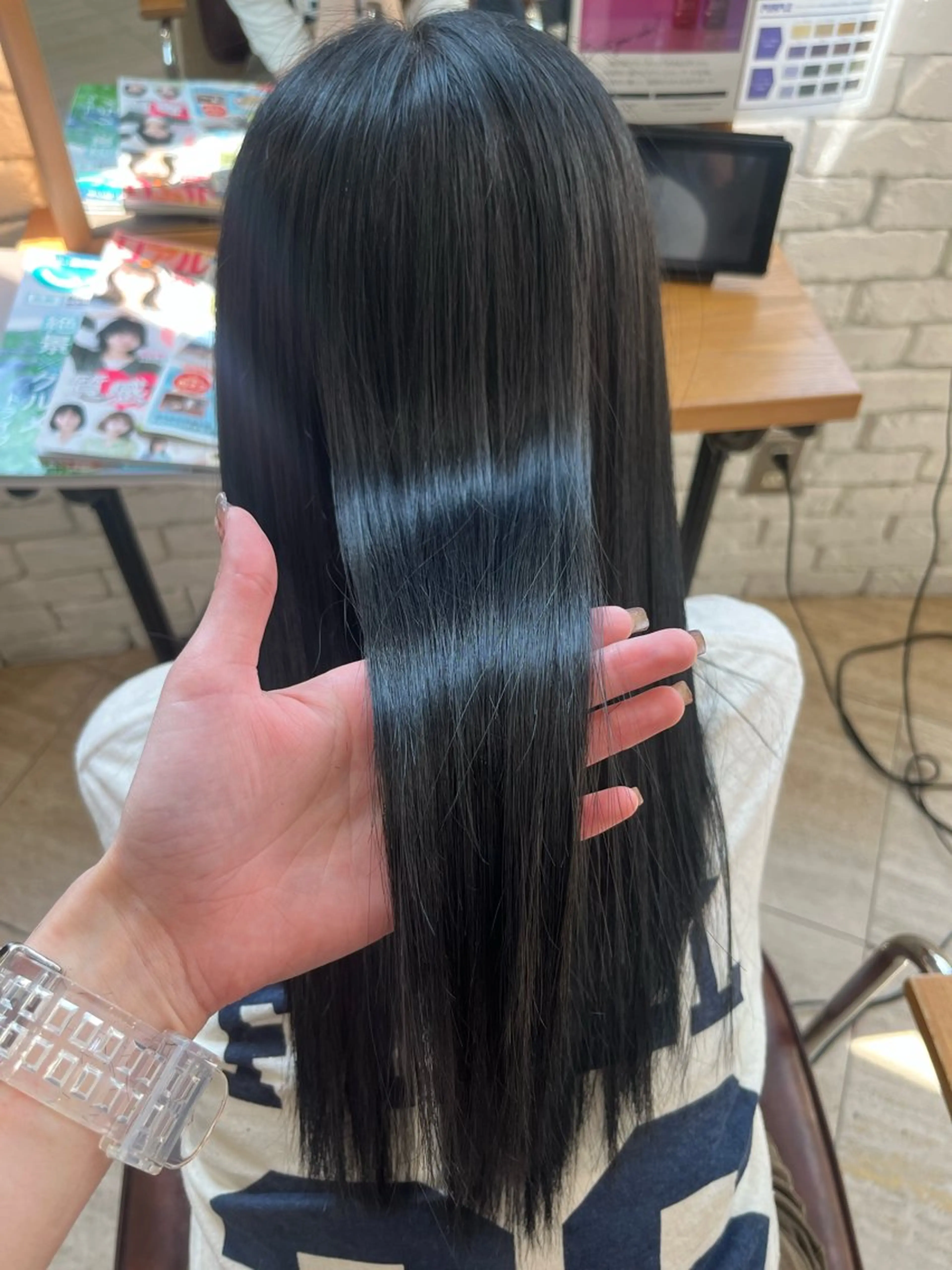 ロング ヘアカラー トリートメント ROSEL はしぐち ななみのヘアスタイル