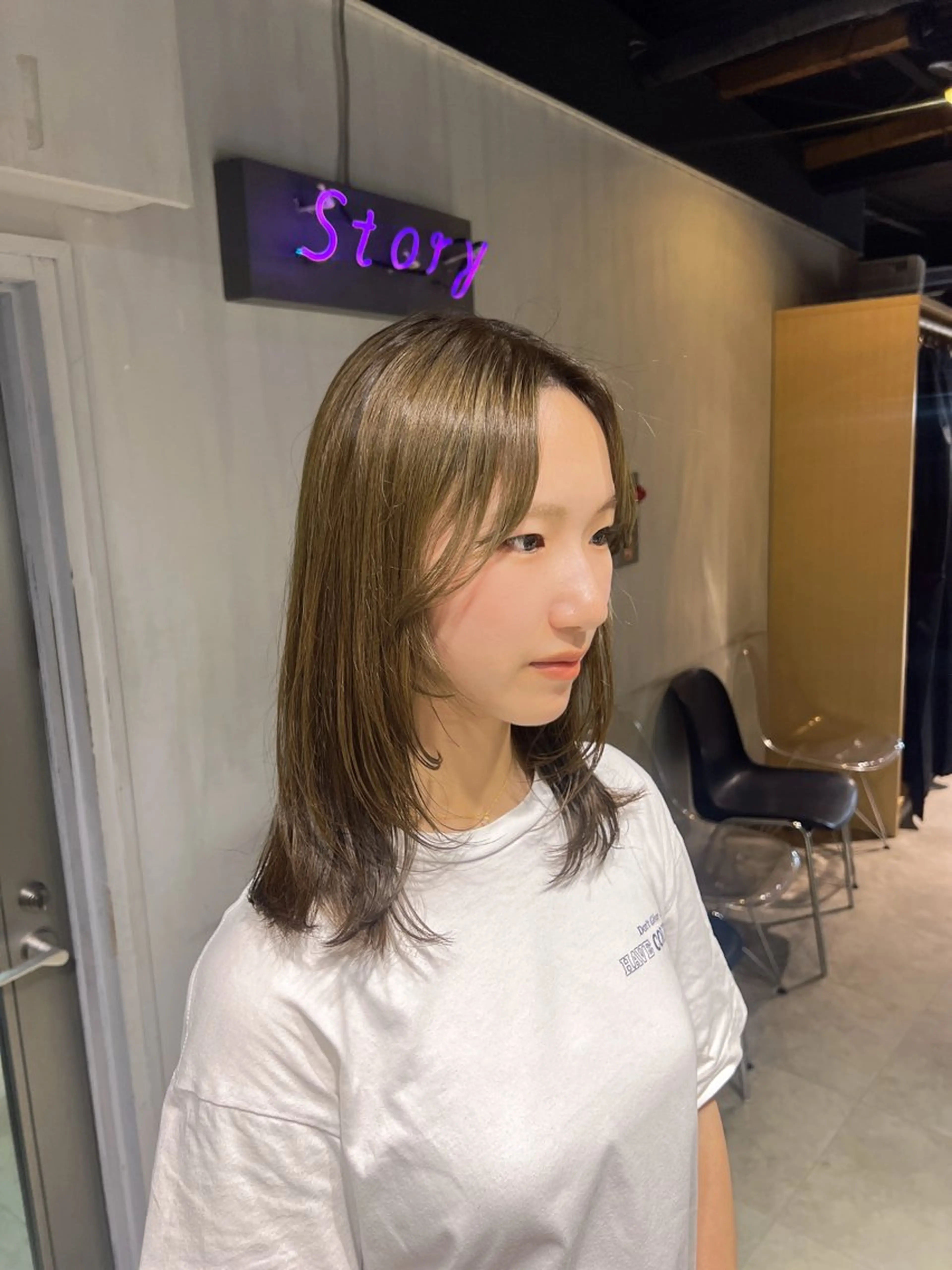ミディアム カラー ヘアカラー NANAMI🩵 大人可愛い韓国ヘアのヘアスタイル