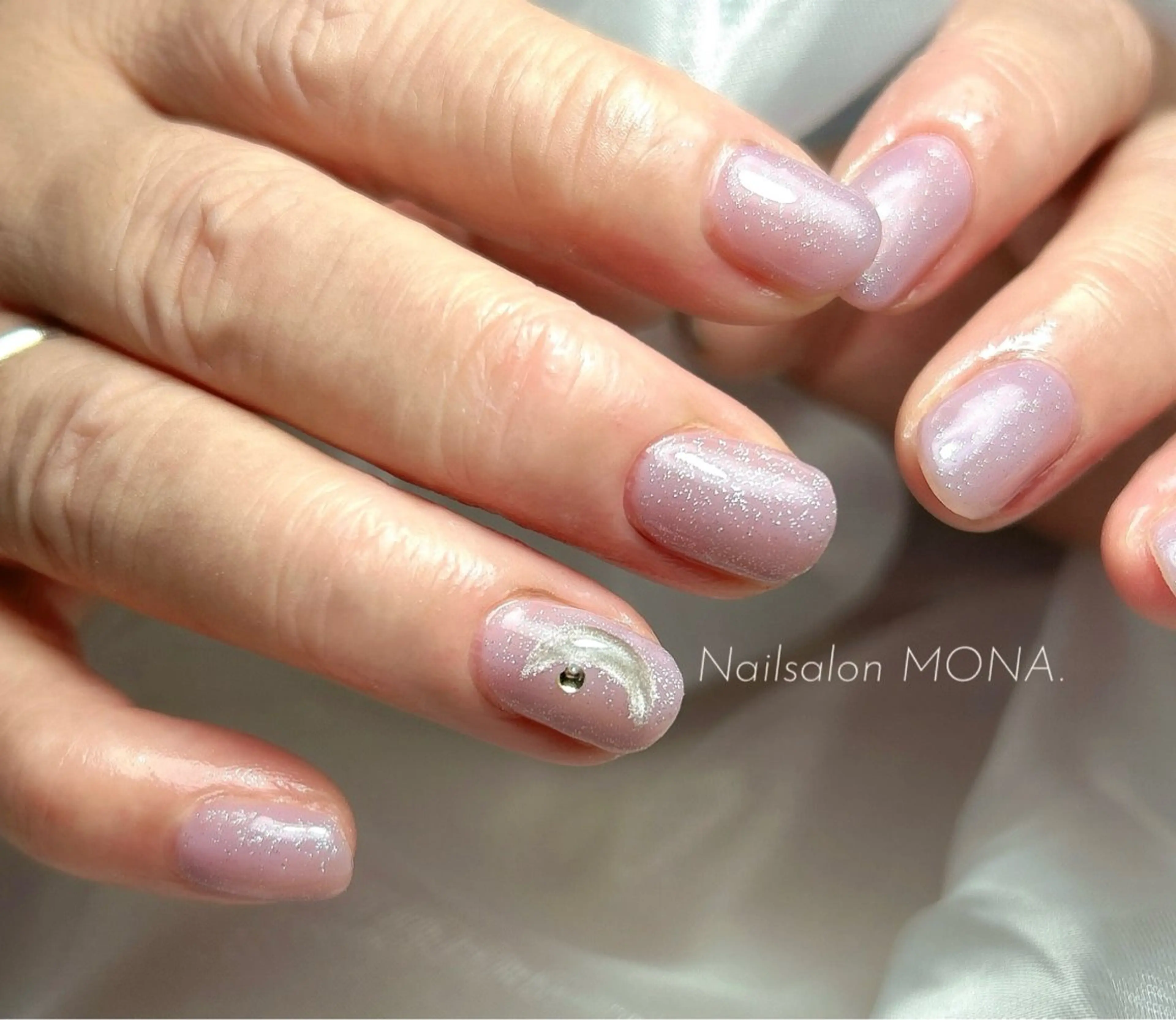 ネイル ラメ(グリッター) マグネットネイル ハンドネイル Nailsalon MONA.のネイルデザイン