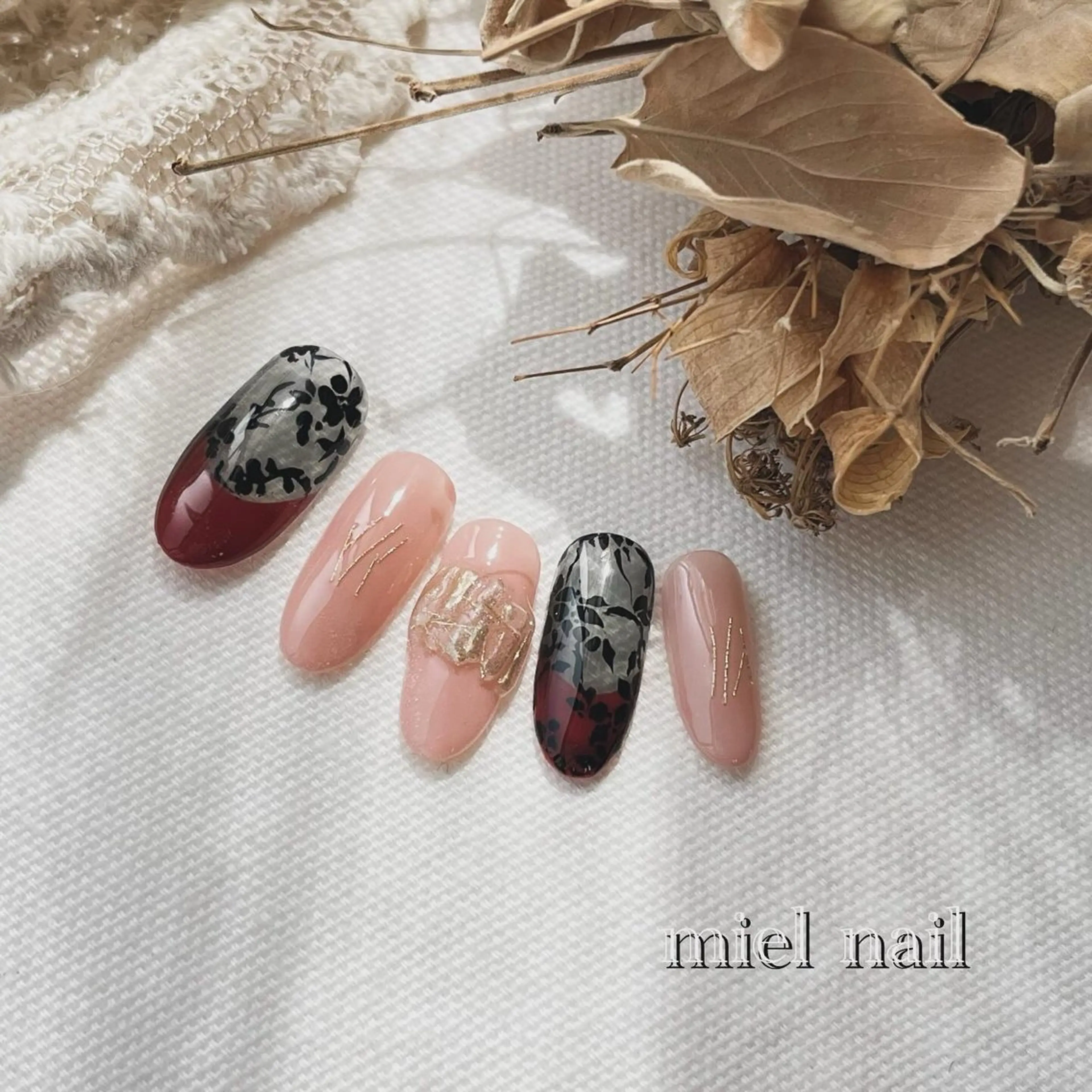 ネイル フレンチネイル ミラーネイル 春ネイル ハンドネイル miel nailのネイルデザイン