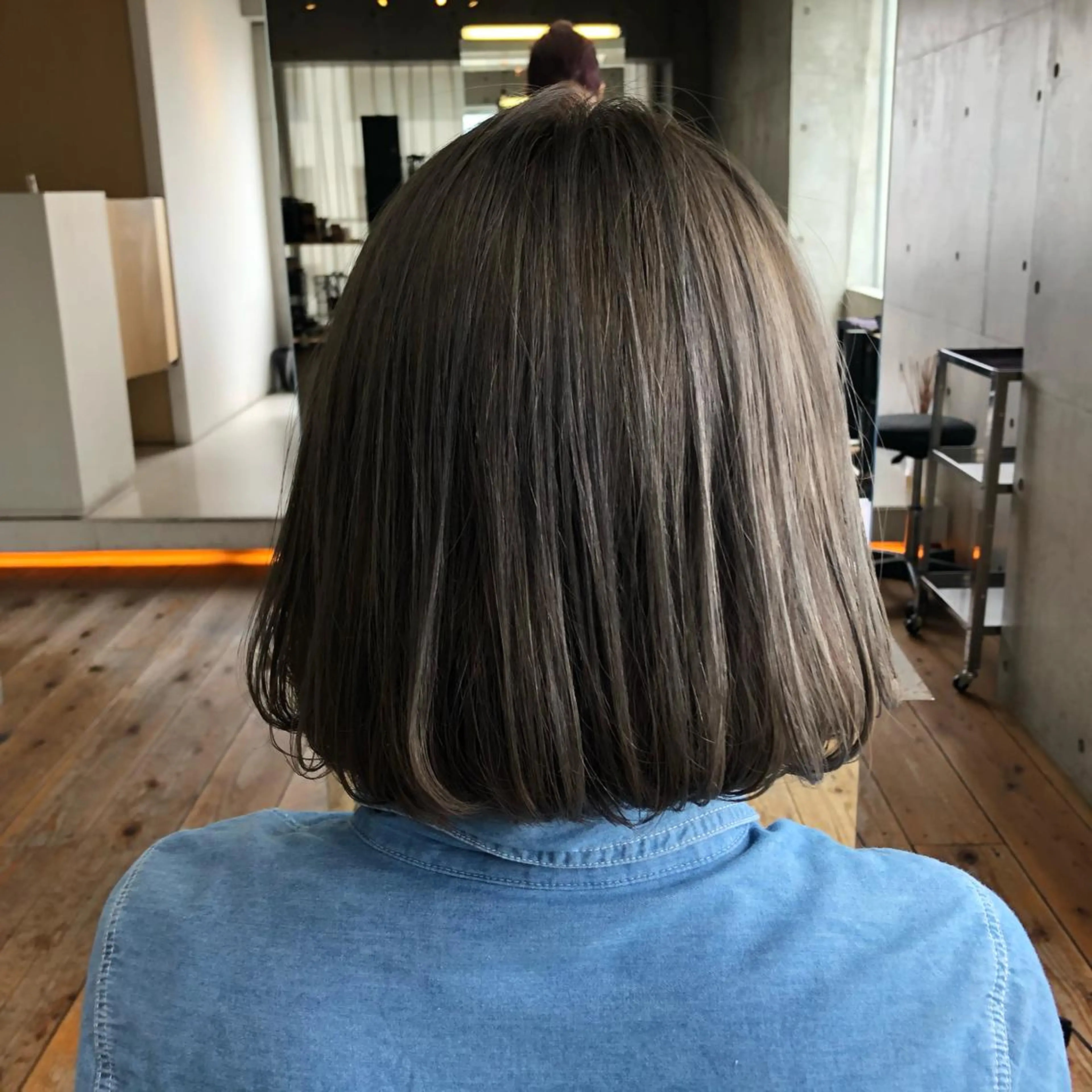 ショート カラー ブリーチ グレージュ ヘアカラー nagisa /縮毛矯正のヘアスタイル