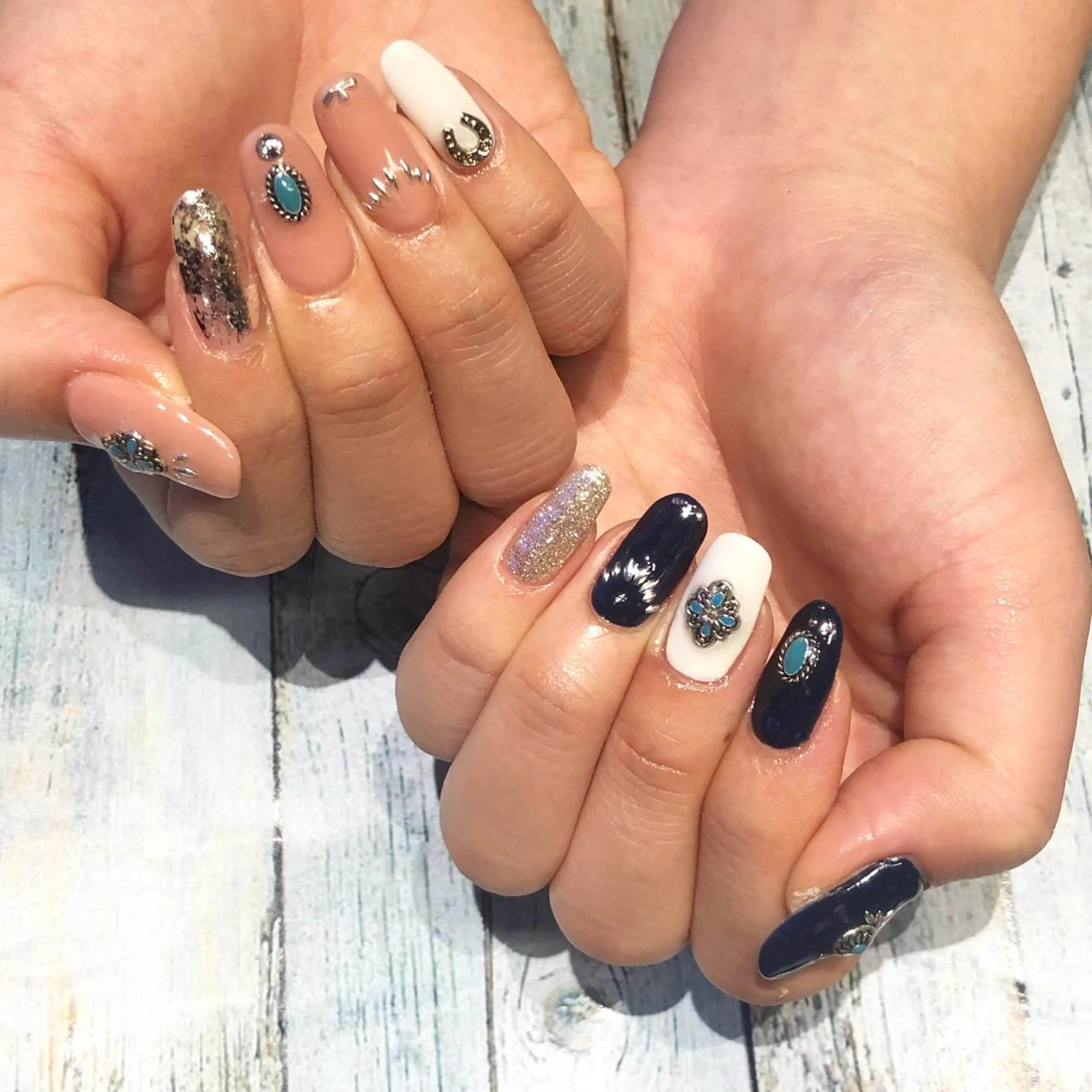 ネイル crestnail所属・小林 束紗のネイルデザイン