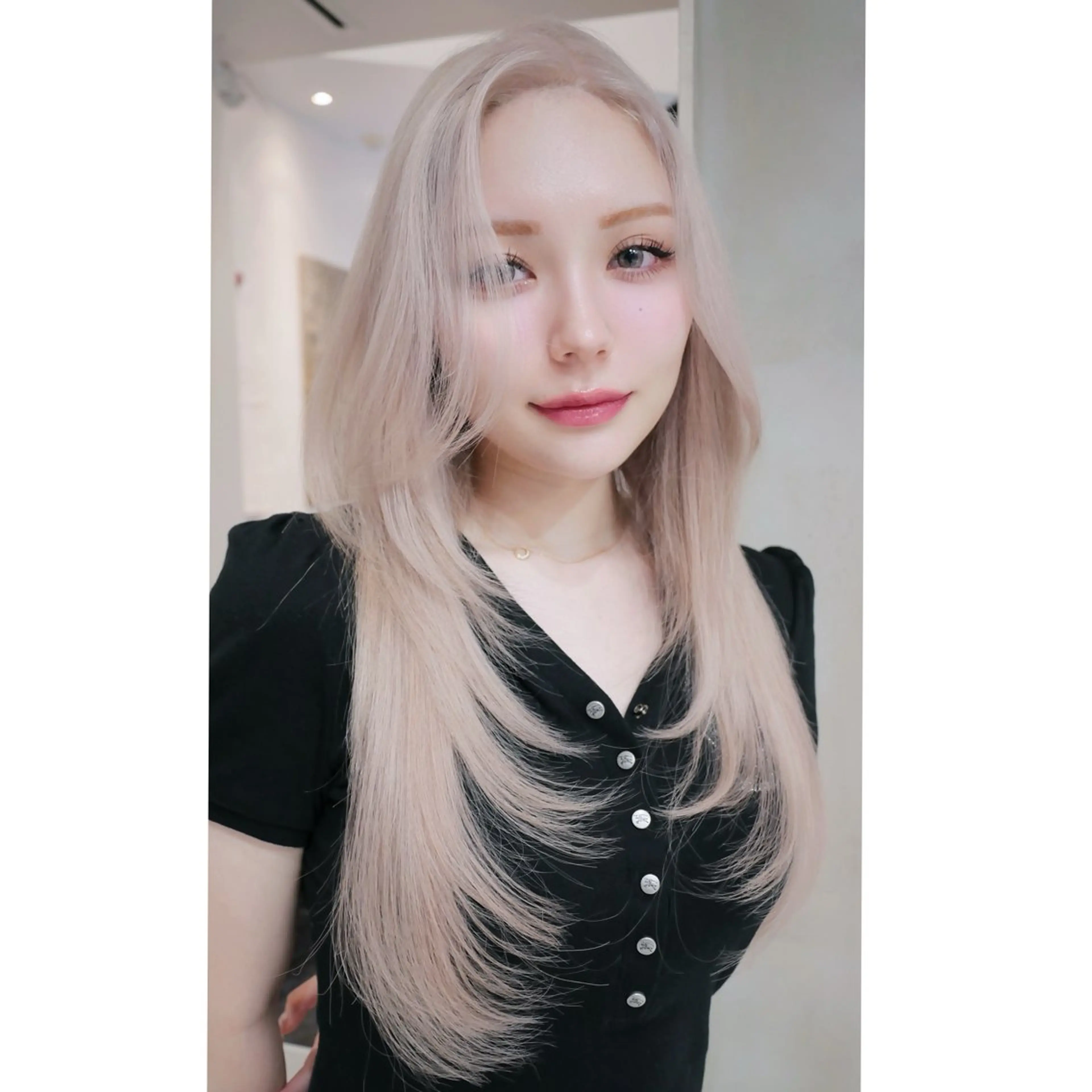 ロング カット ヘアカラー トリートメント ハイトーン♡ブリーチ ♡エクステ♡nanaのヘアスタイル