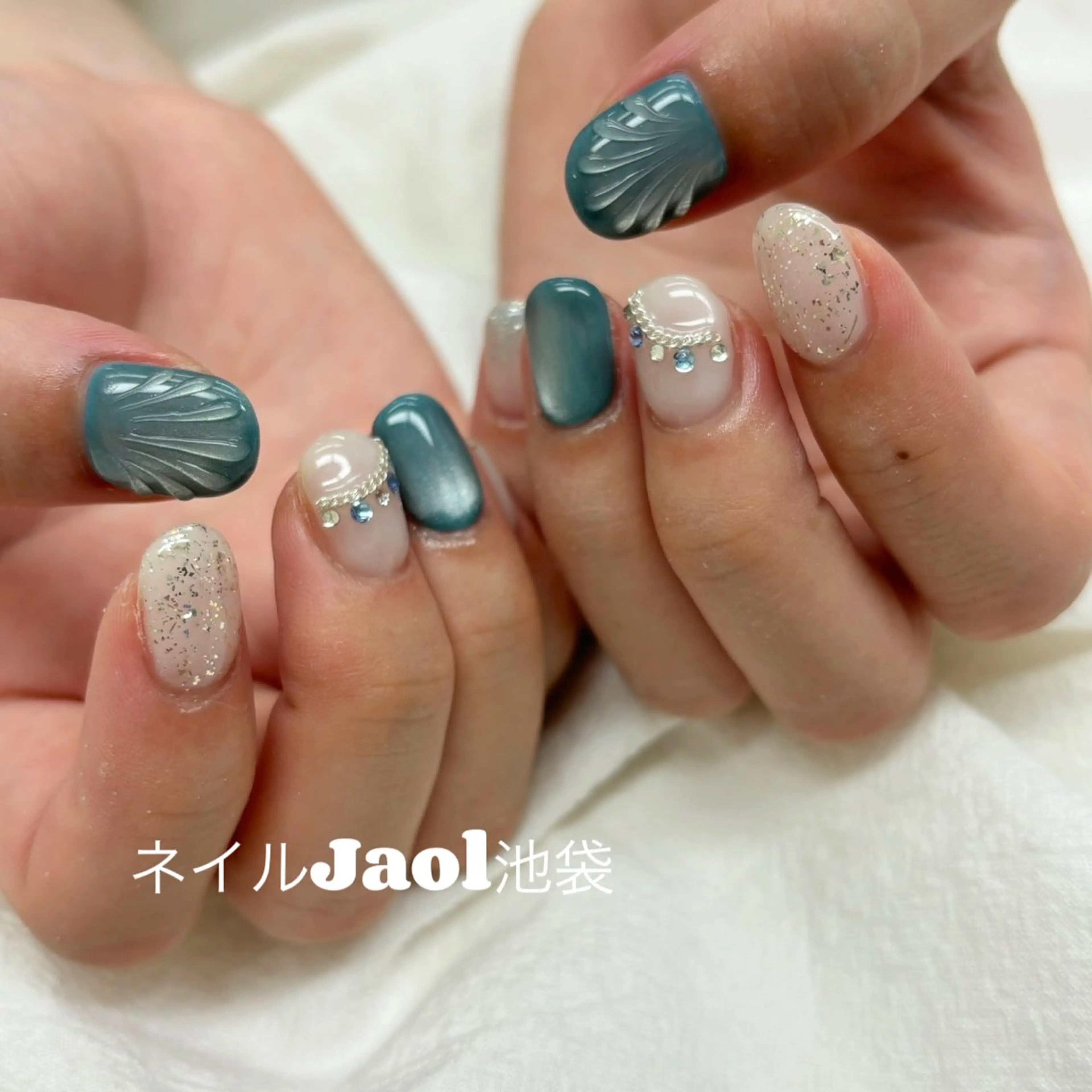 ショート 韓国風ヘア ハンドネイル nail jaol池袋店所属・ネイルJaol 池袋のネイルデザイン