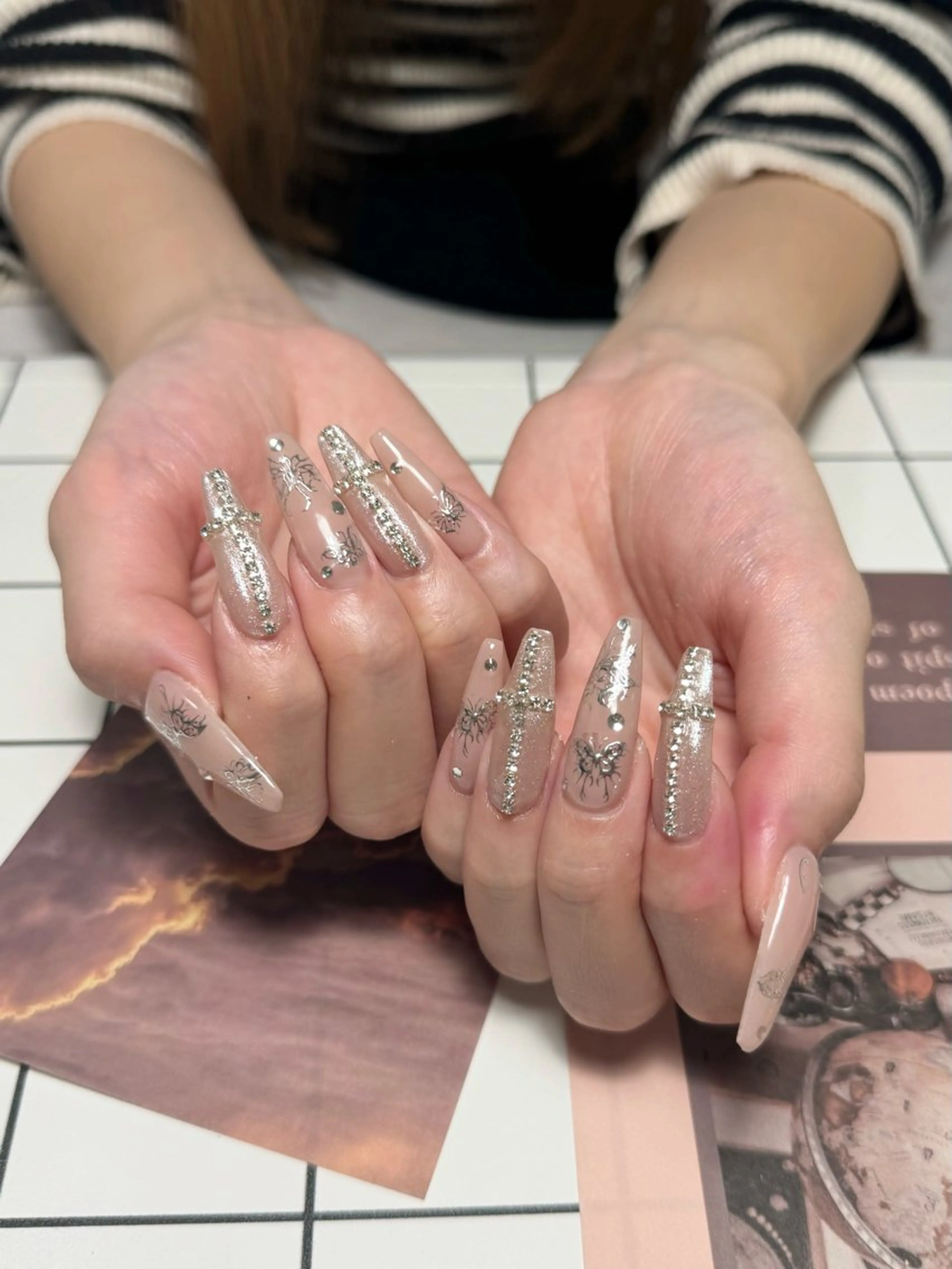 ネイル ピンク ピンクベージュ ハンドネイル nail salon CAREY 🎀のネイルデザイン