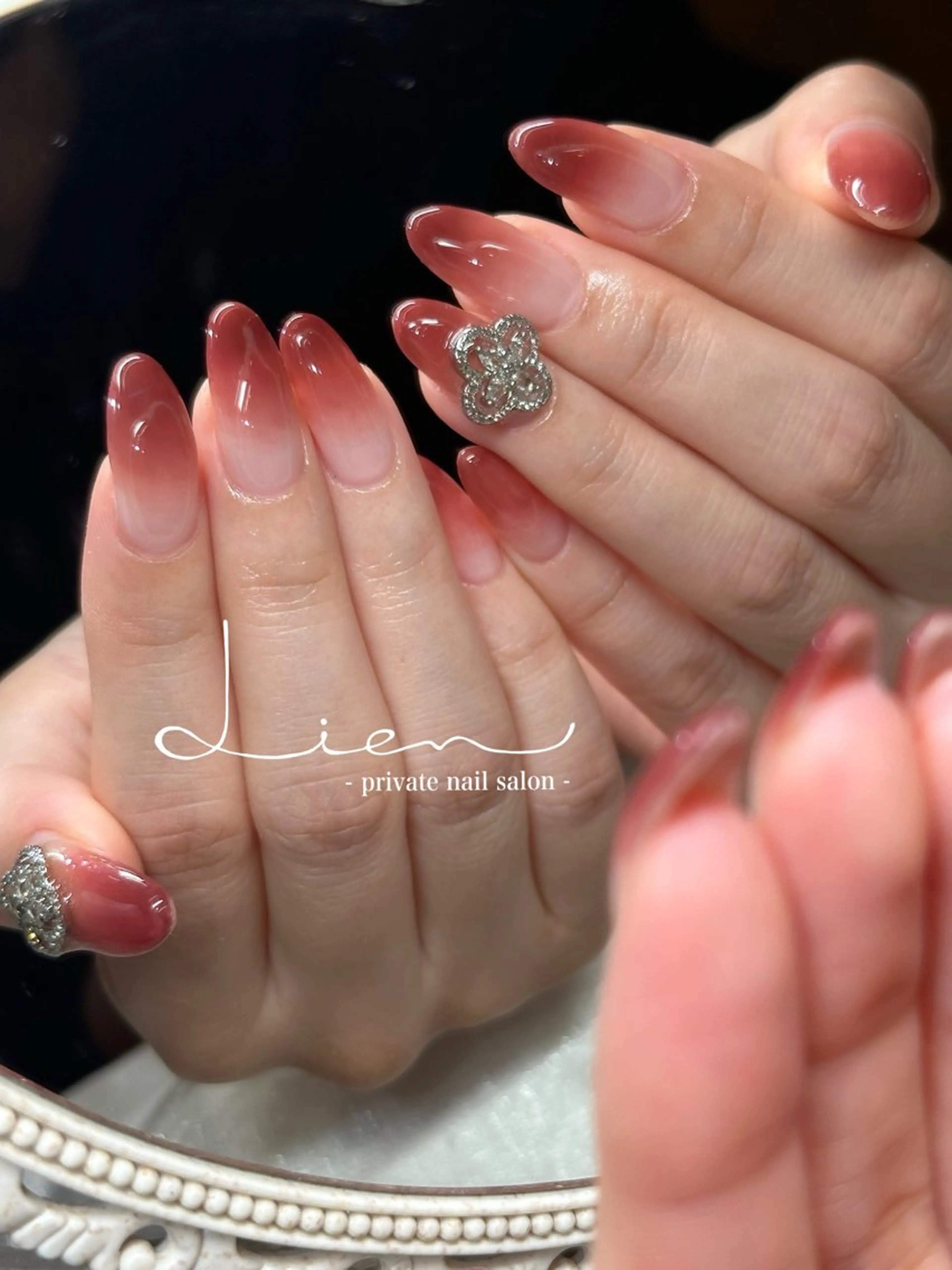 ネイル グラデーション ハンドネイル Lien 【リアン】北堀江のネイルデザイン