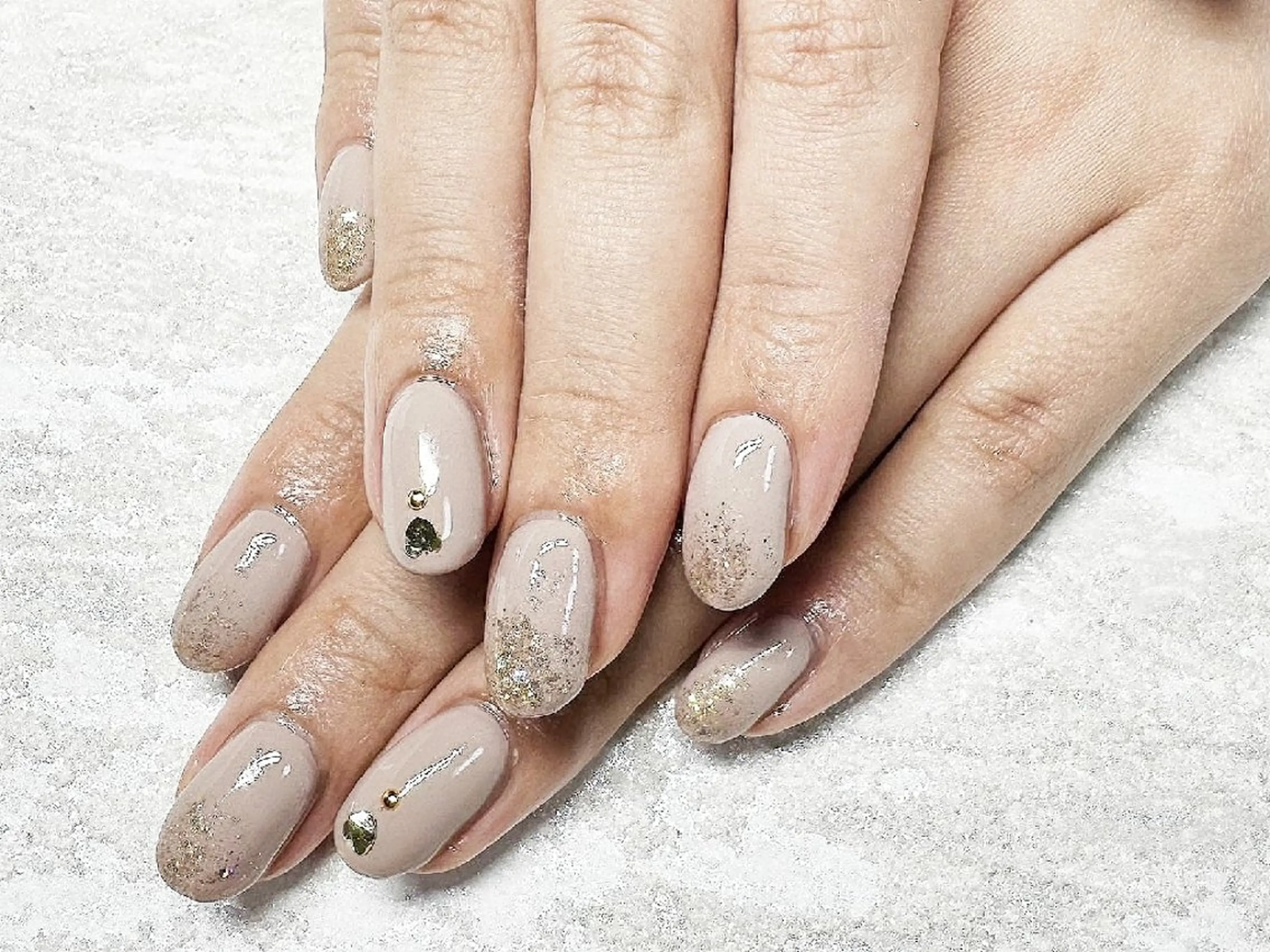 ネイル 入学式 卒業式 ハート ラメ(グリッター) 持ち込み ハンドネイル JULIE NAILのネイルデザイン