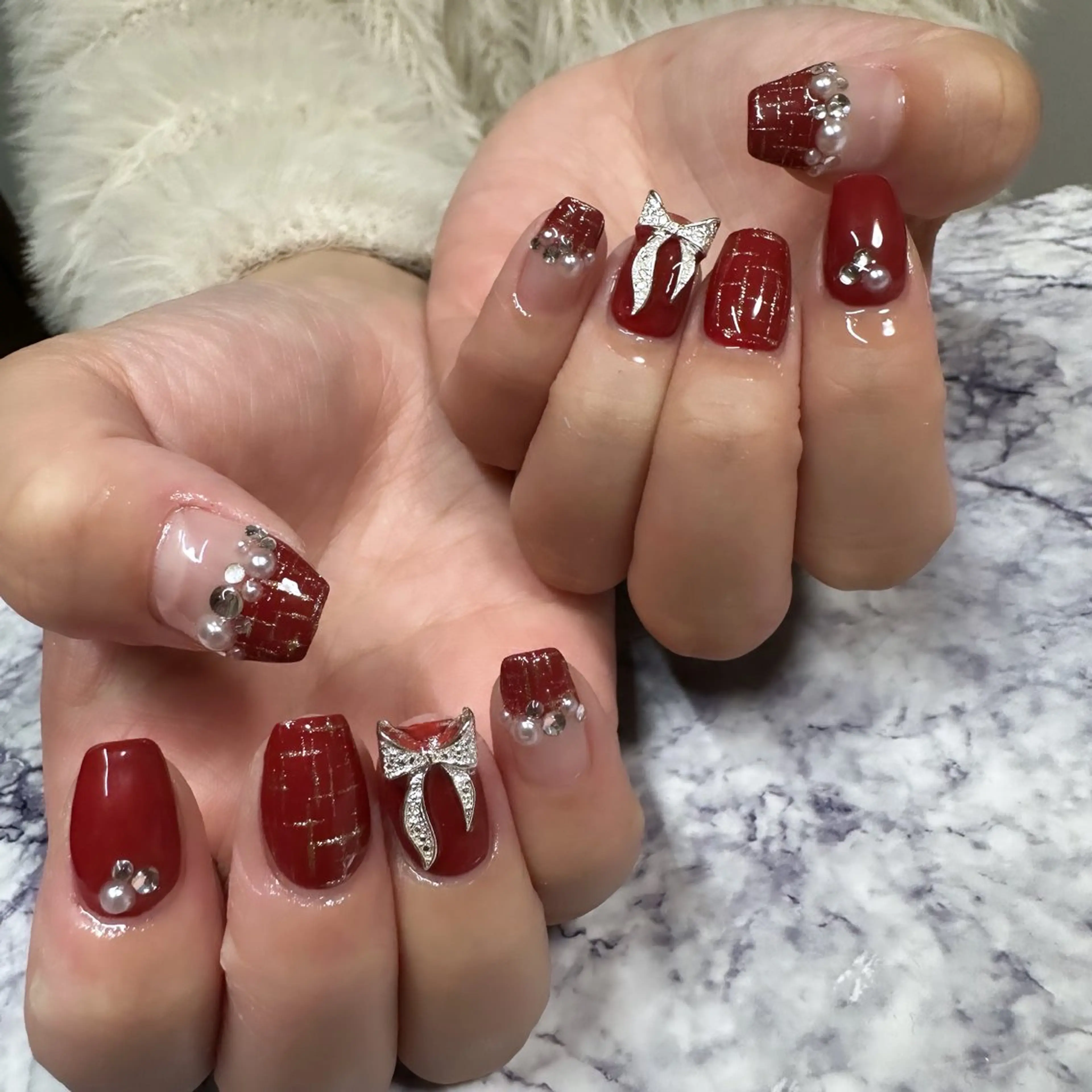 ネイル ボルドー ハンドネイル Pretzels🥨 【プレッツェル】ミウのネイルデザイン