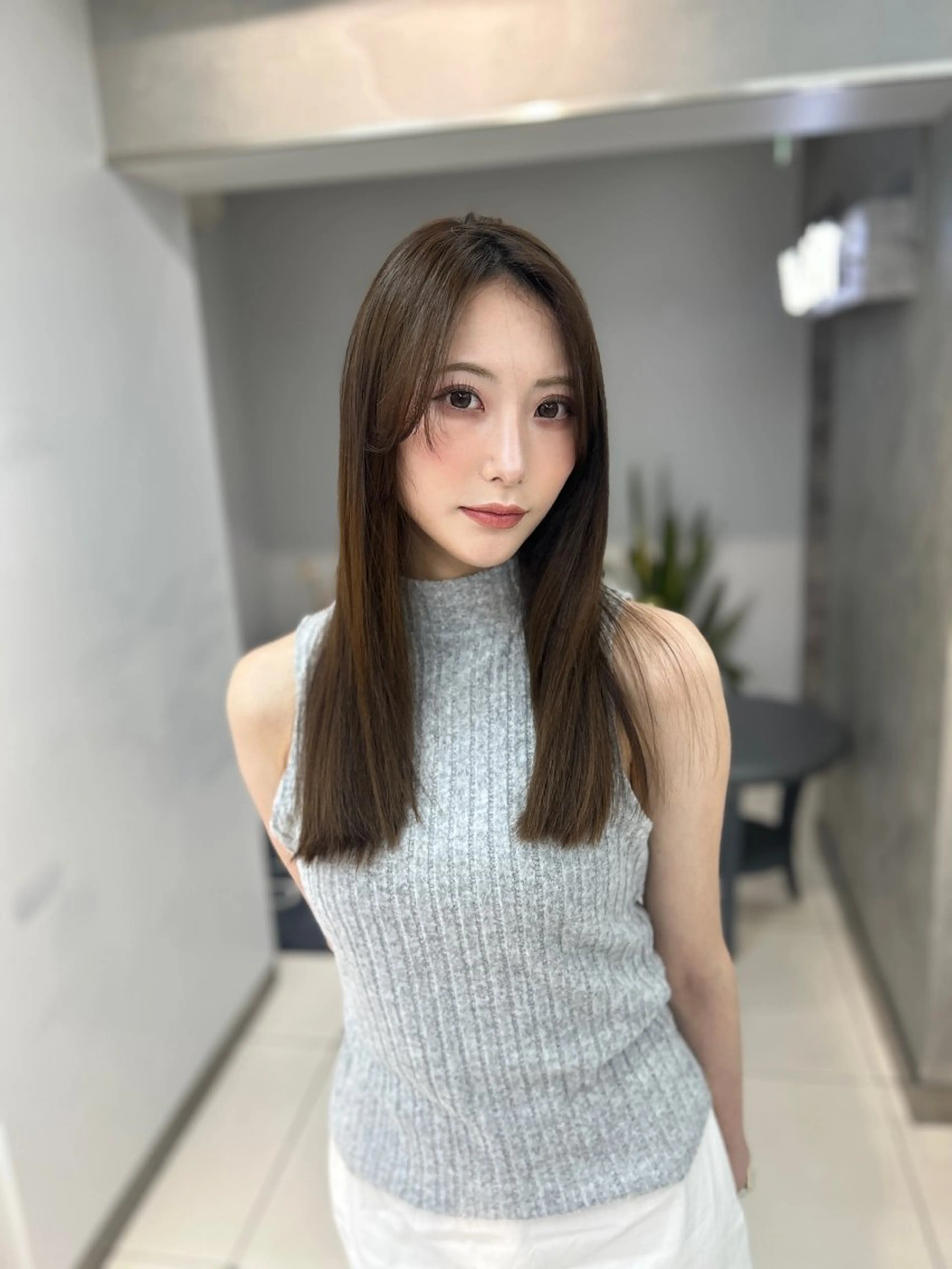 ロング vain(ヴェイン)所属・レイヤー艶 カラー/kougaのヘアスタイル