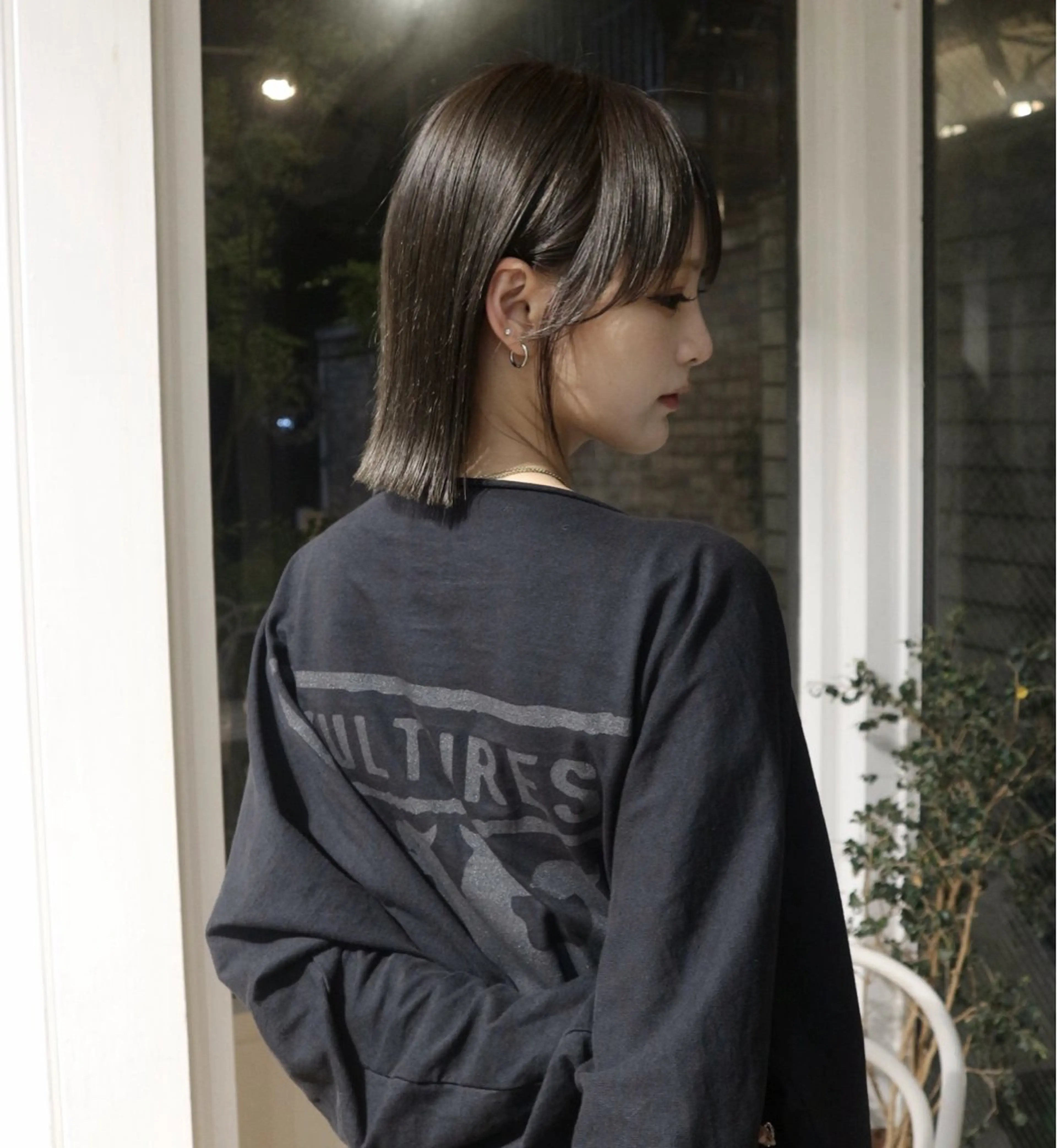 ショート カラー ブリーチ カット 来美 / クルミのヘアスタイル