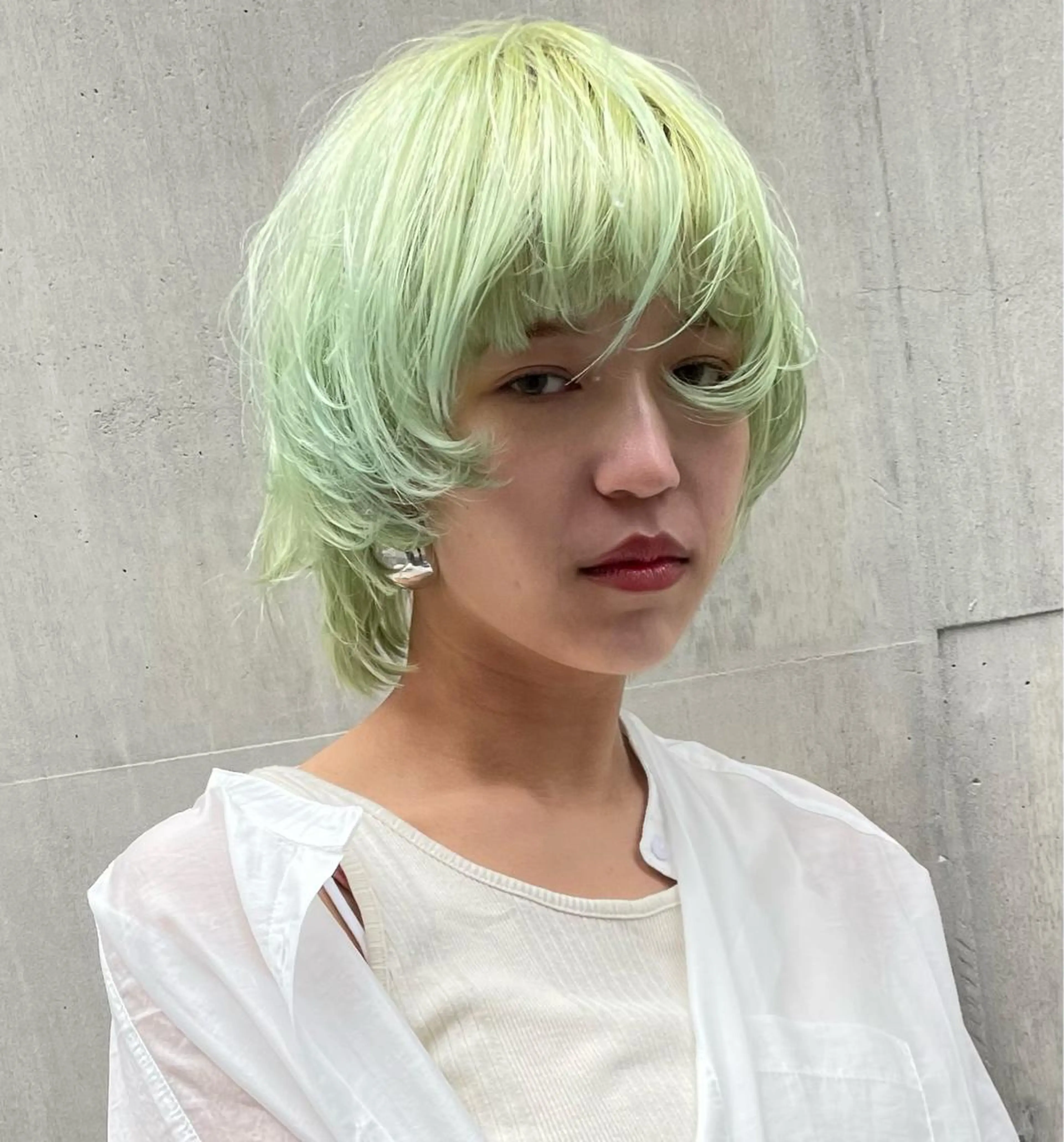 ショート ヘアカラー トリートメント インク 美容院のヘアスタイル