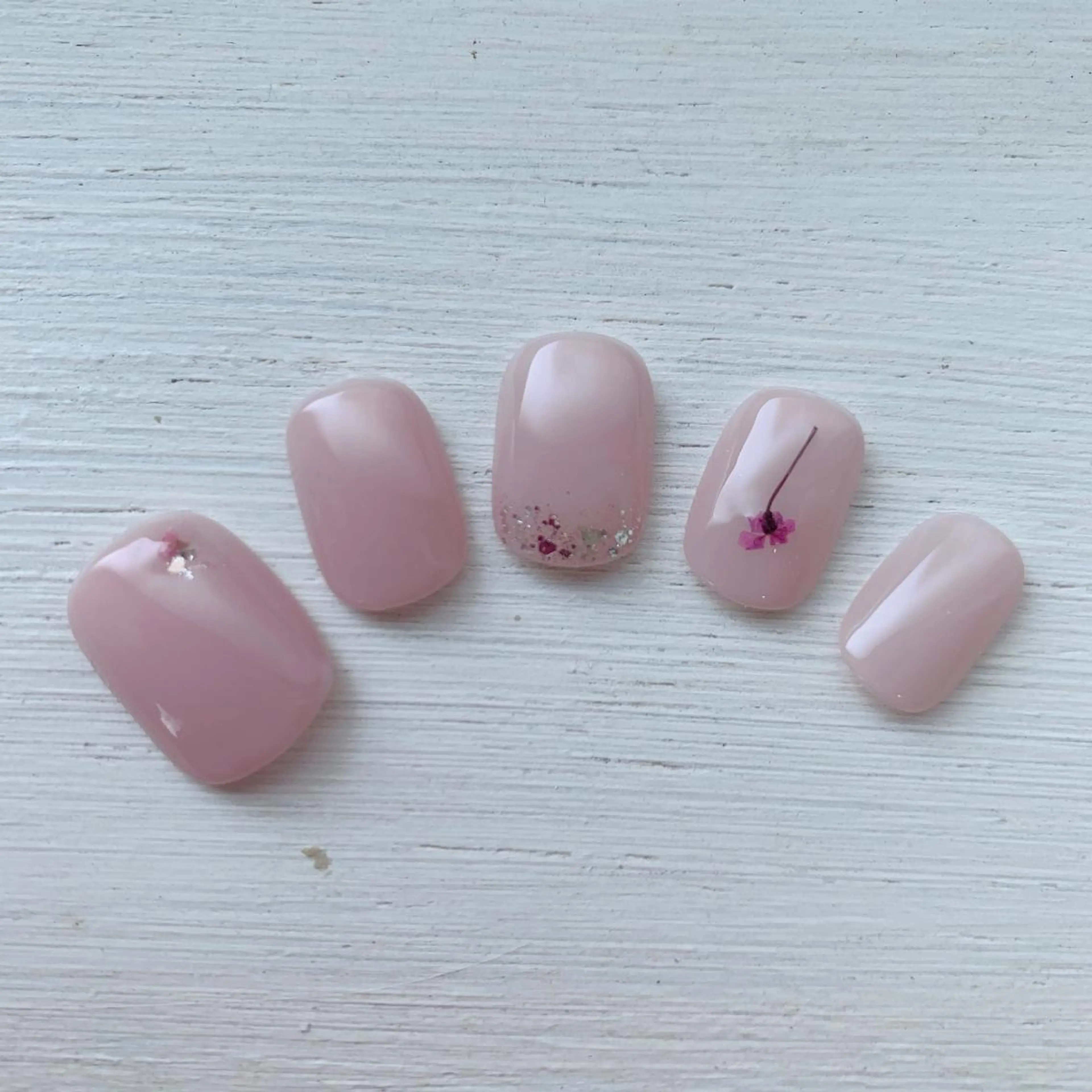 ネイル 春日井ネイルサロン iroのネイルデザイン