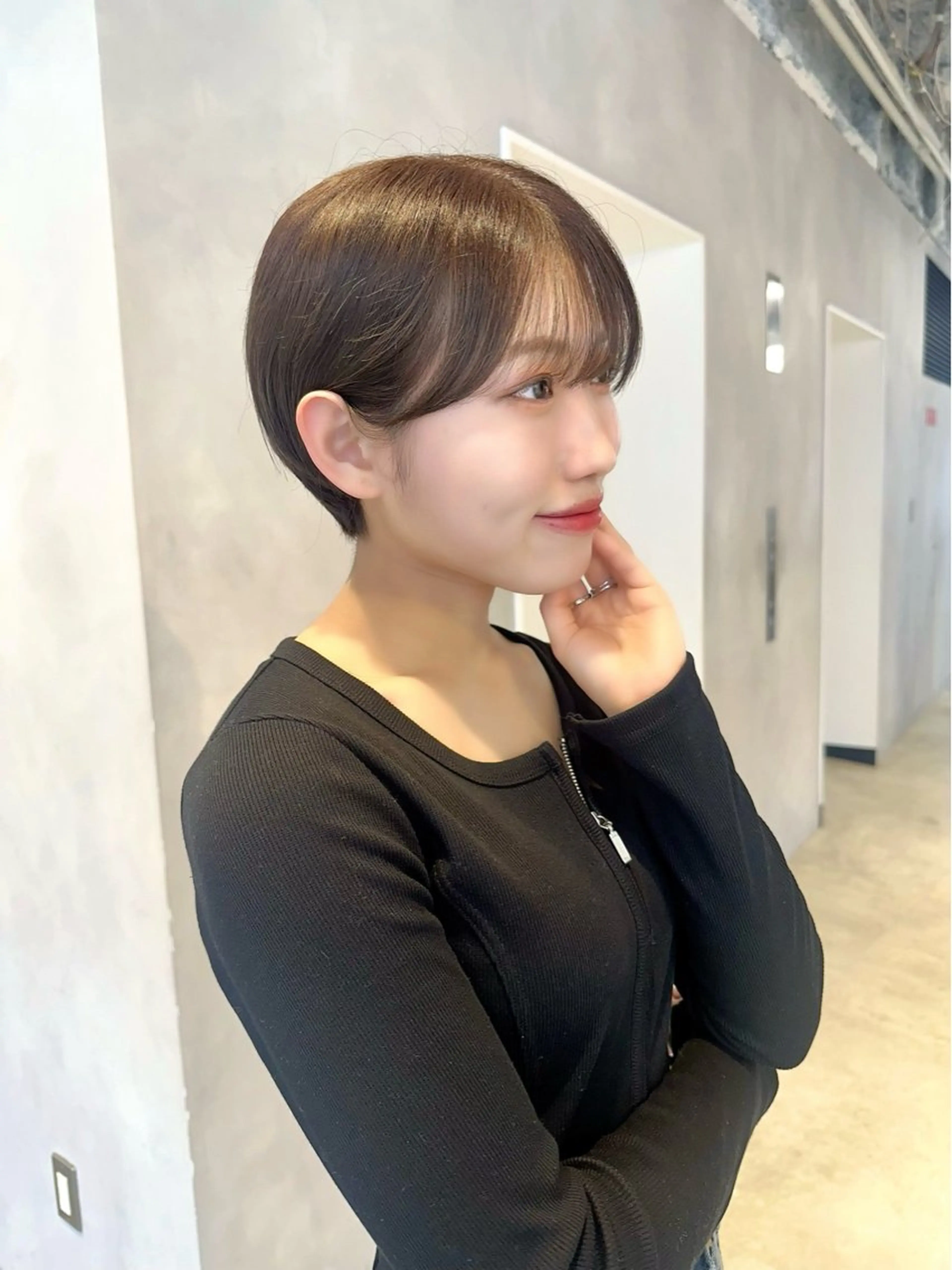 ショート カラー 透明感カラー グレージュ ショートヘア カット ヘアカラー トリートメント 似合わせ小顔ショート /akane🐰♥️のヘアスタイル