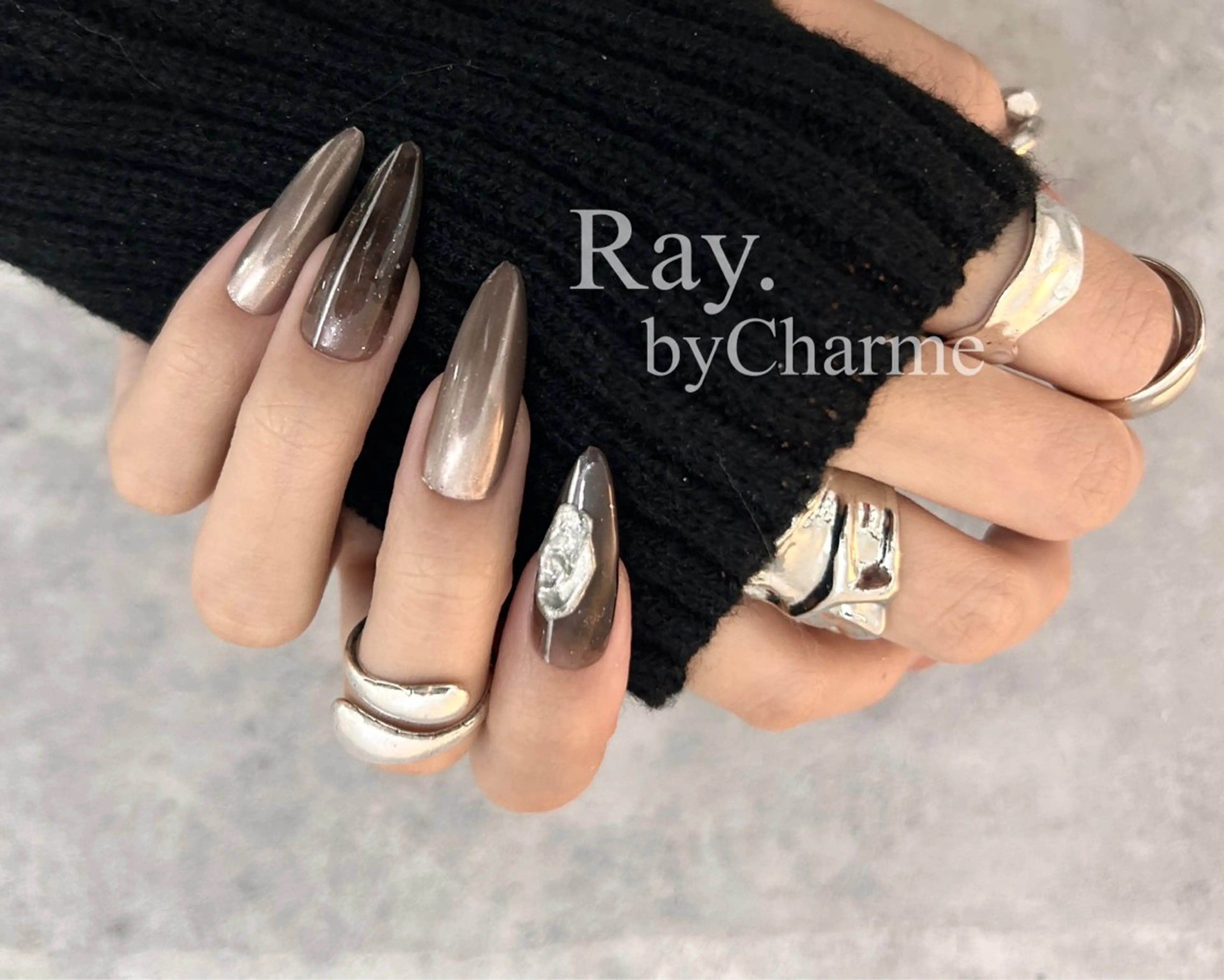 ネイル ニュアンスネイル 冬ネイル ハンドネイル Ray. ／綺麗目ニュアンスのネイルデザイン