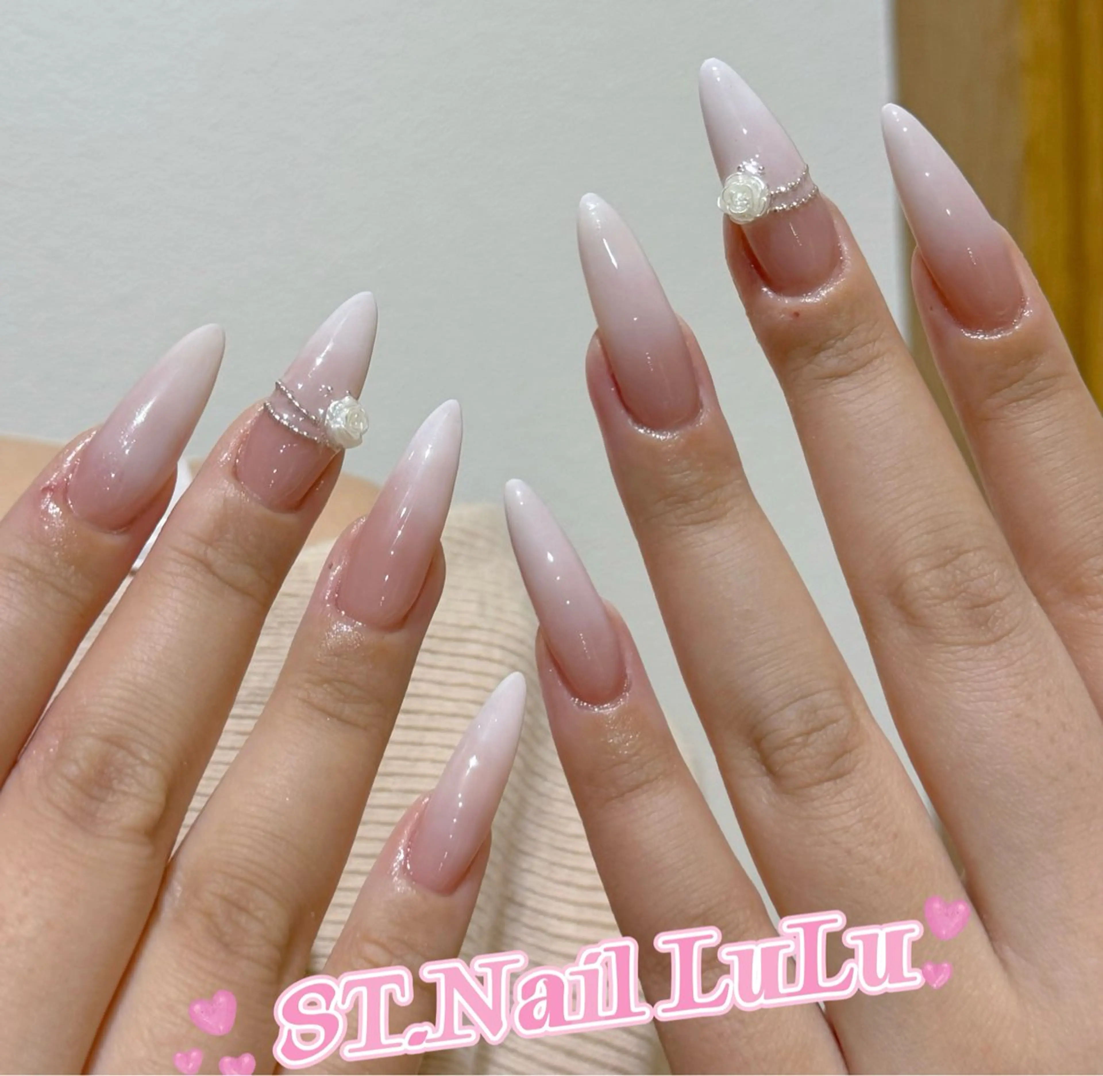 ネイル ハンドネイル ル ルのネイルデザイン
