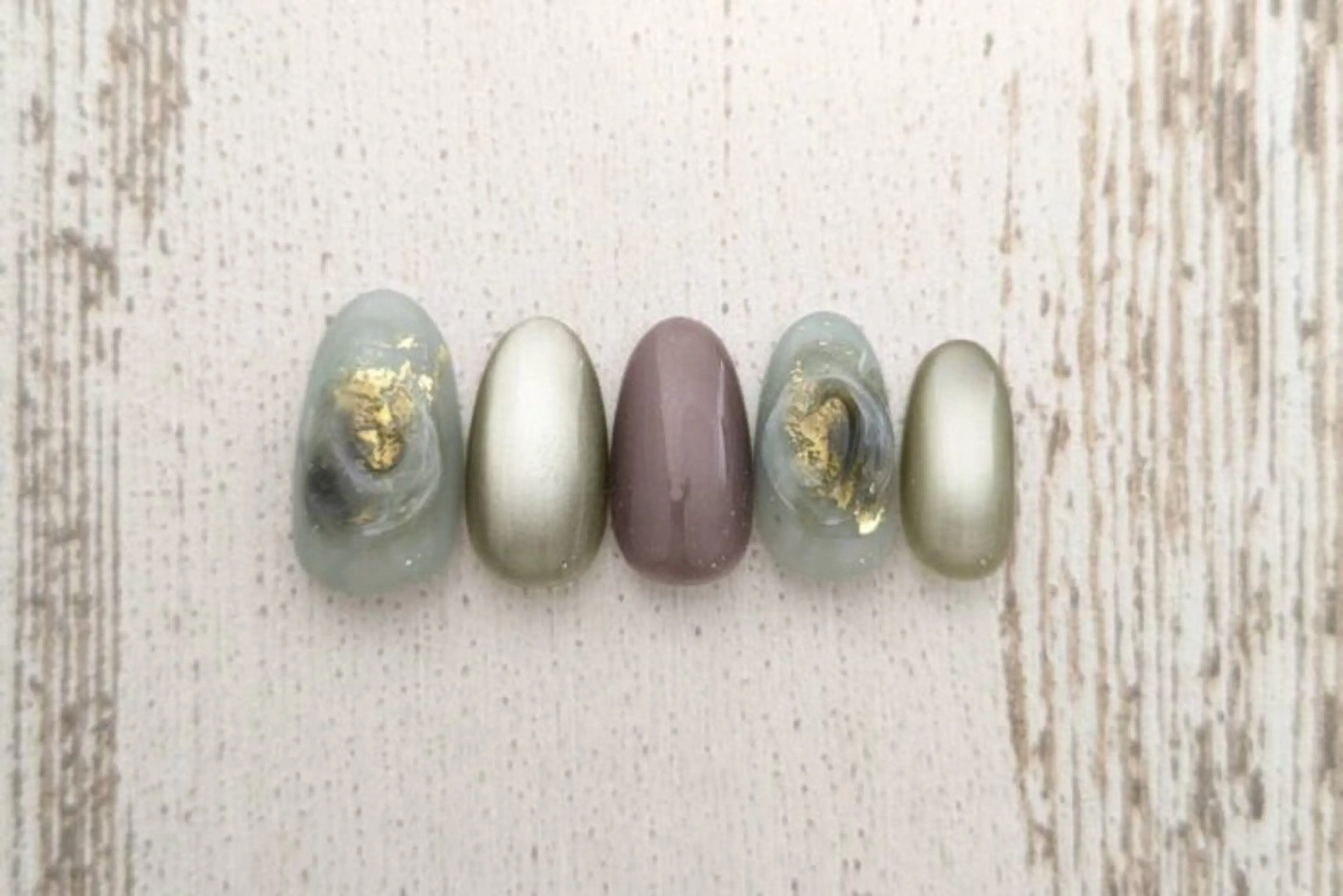 ネイル nail salon shiki 平塚店所属・🌈 shihoのネイルデザイン